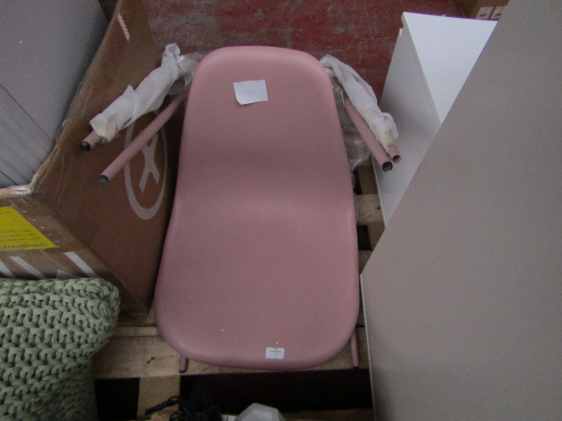 | 1X | SET OF 2 DINING CHAIRS | PINK | UNCHECKED | RRP £- |