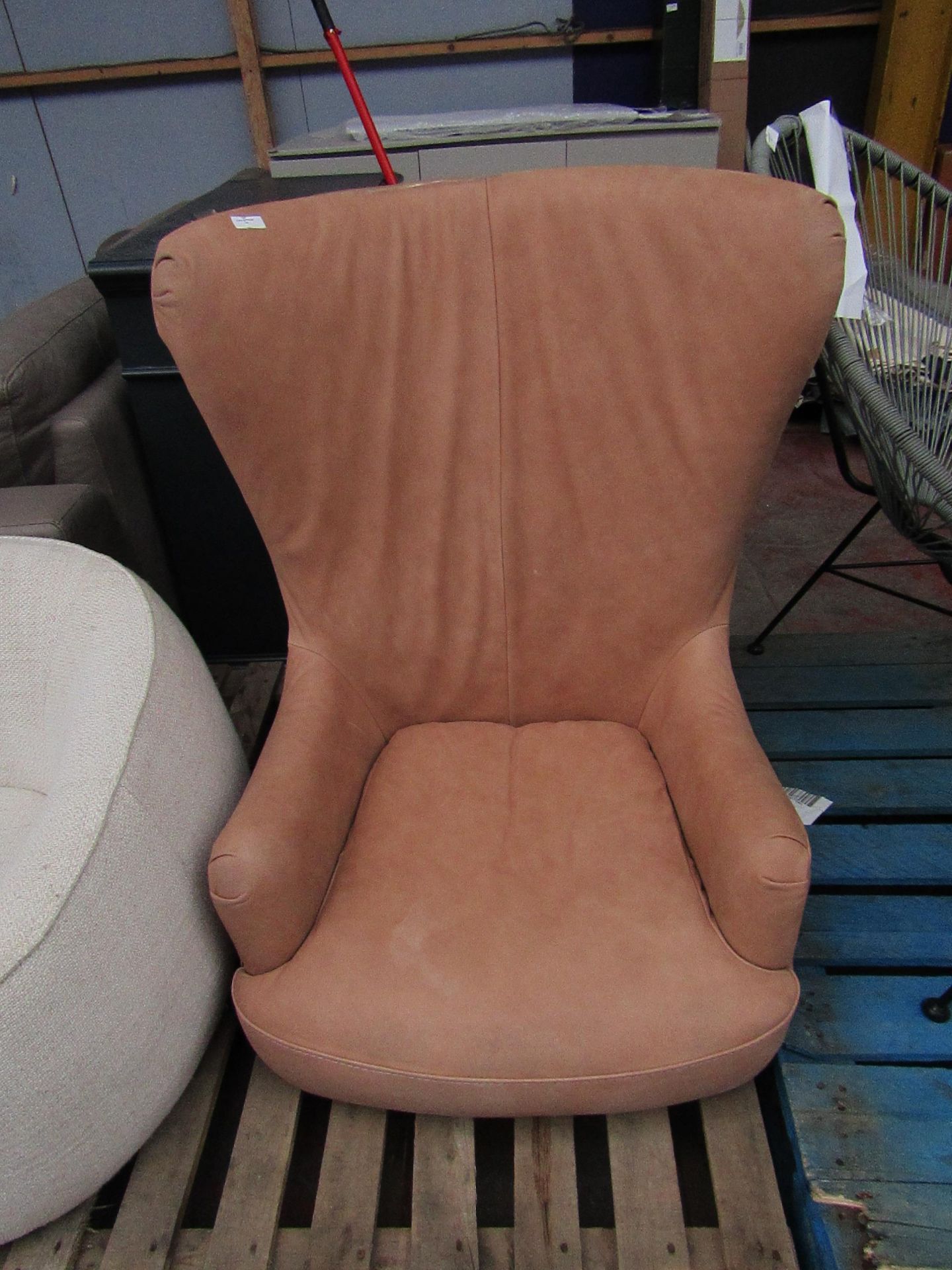 1 x Made.com Bodil Accent Armchair Tan Leather RRP £799 SKU MAD-AP-CHABDL008BRO-UK-BER TOTAL RRP £