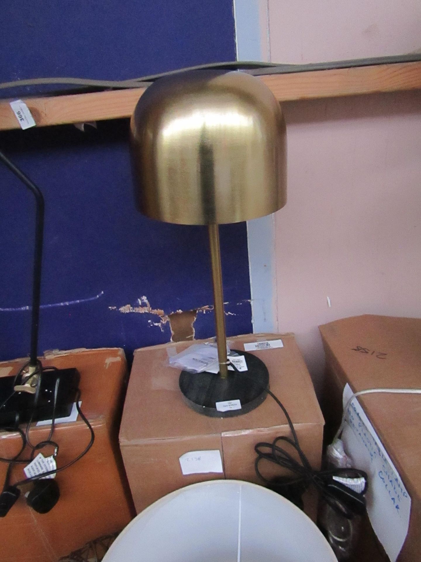 1 x Cox & Cox Gold & Marble Table Lamp RRP £95.00 SKU COX-AP-1328378 TOTAL RRP £95 This lot is a