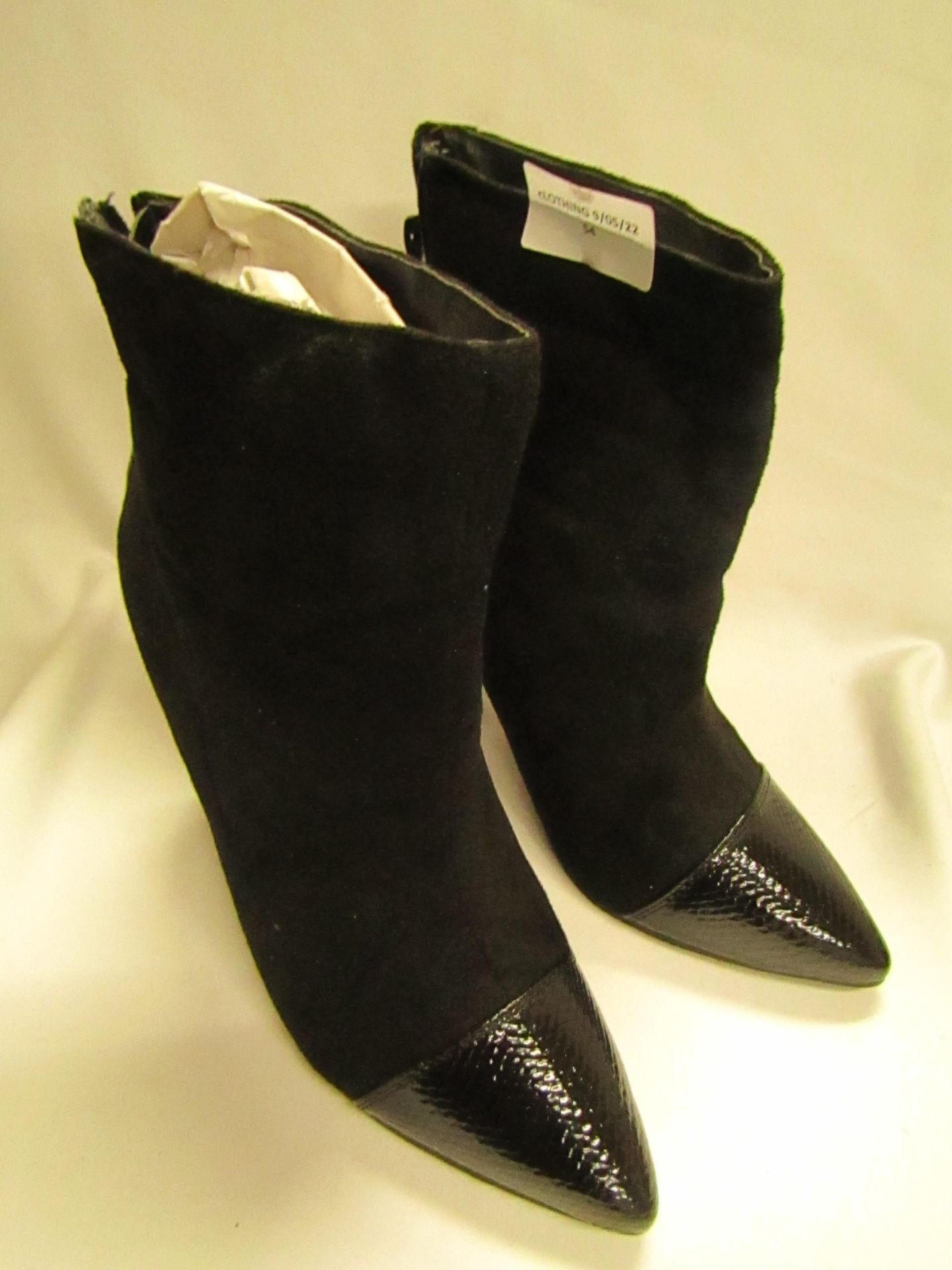 BodyFlirt Black Heeled Boots Size 8 New & Packaged