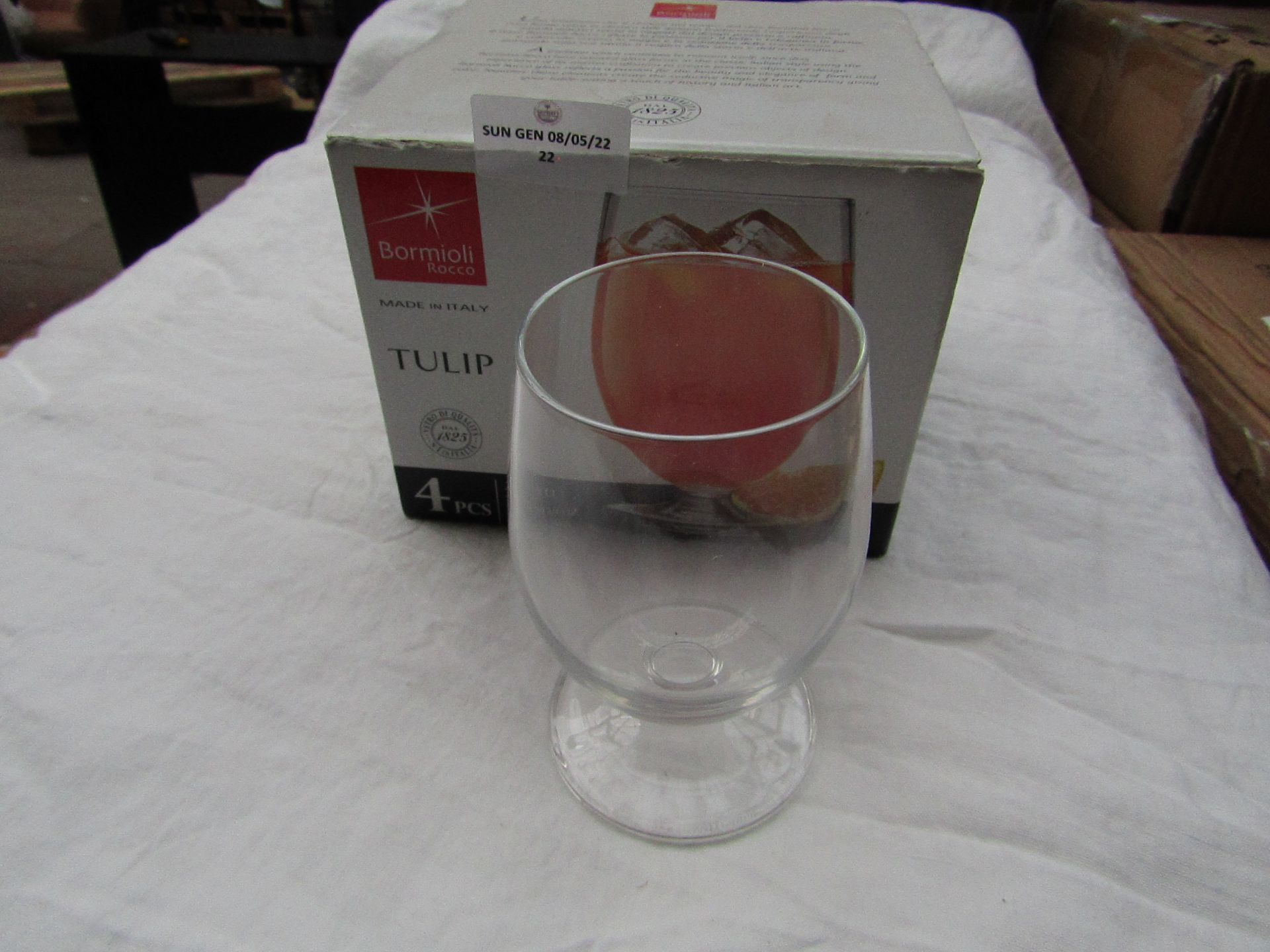 Bormioli Rocco - Tulip Set of 4 Glasses - 31cl - Unused & Boxed.