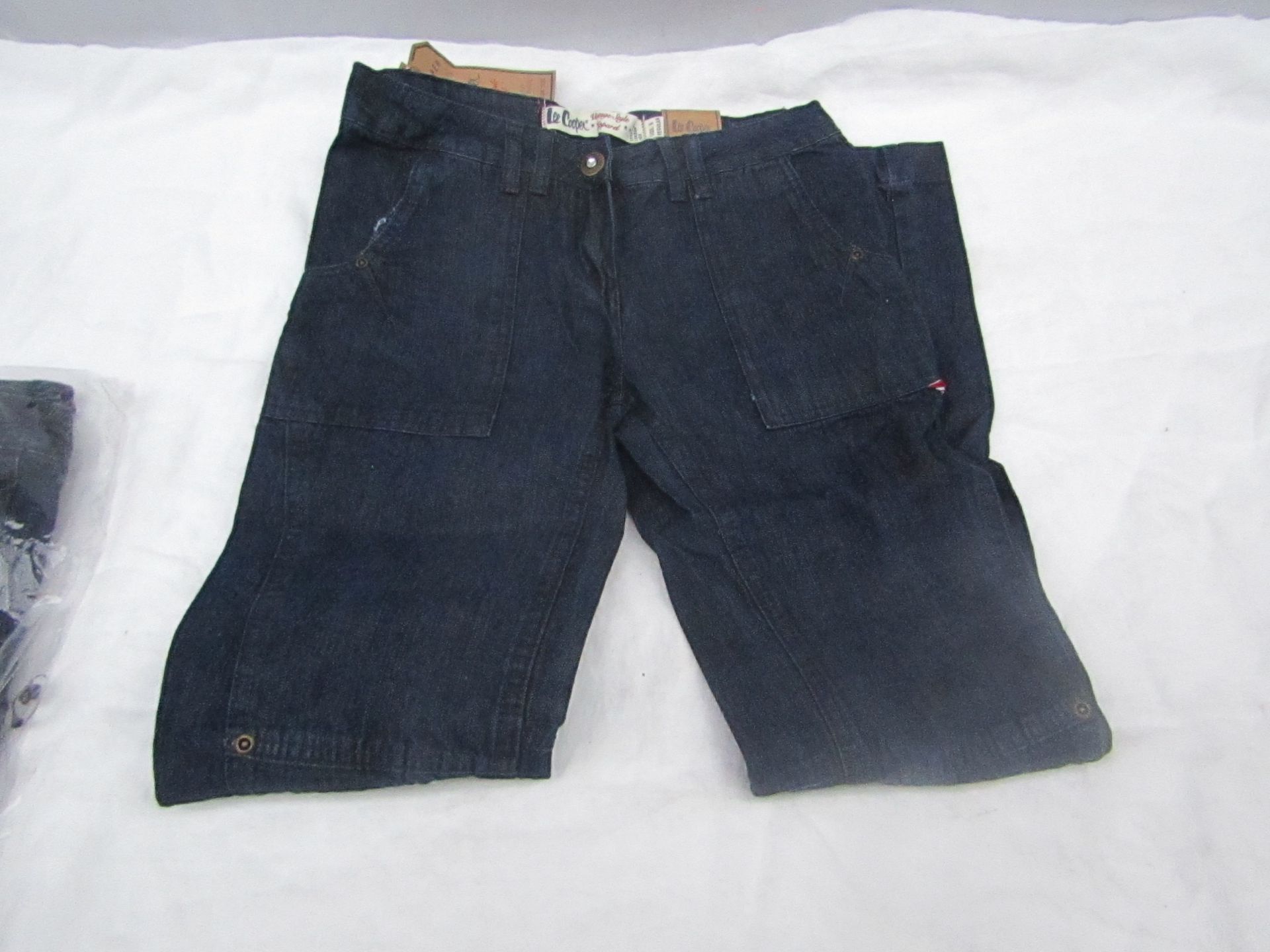 Lee Cooper - Ladies Cargo Jean Style Pants - Size 6R - No Packaging, Original Tags.