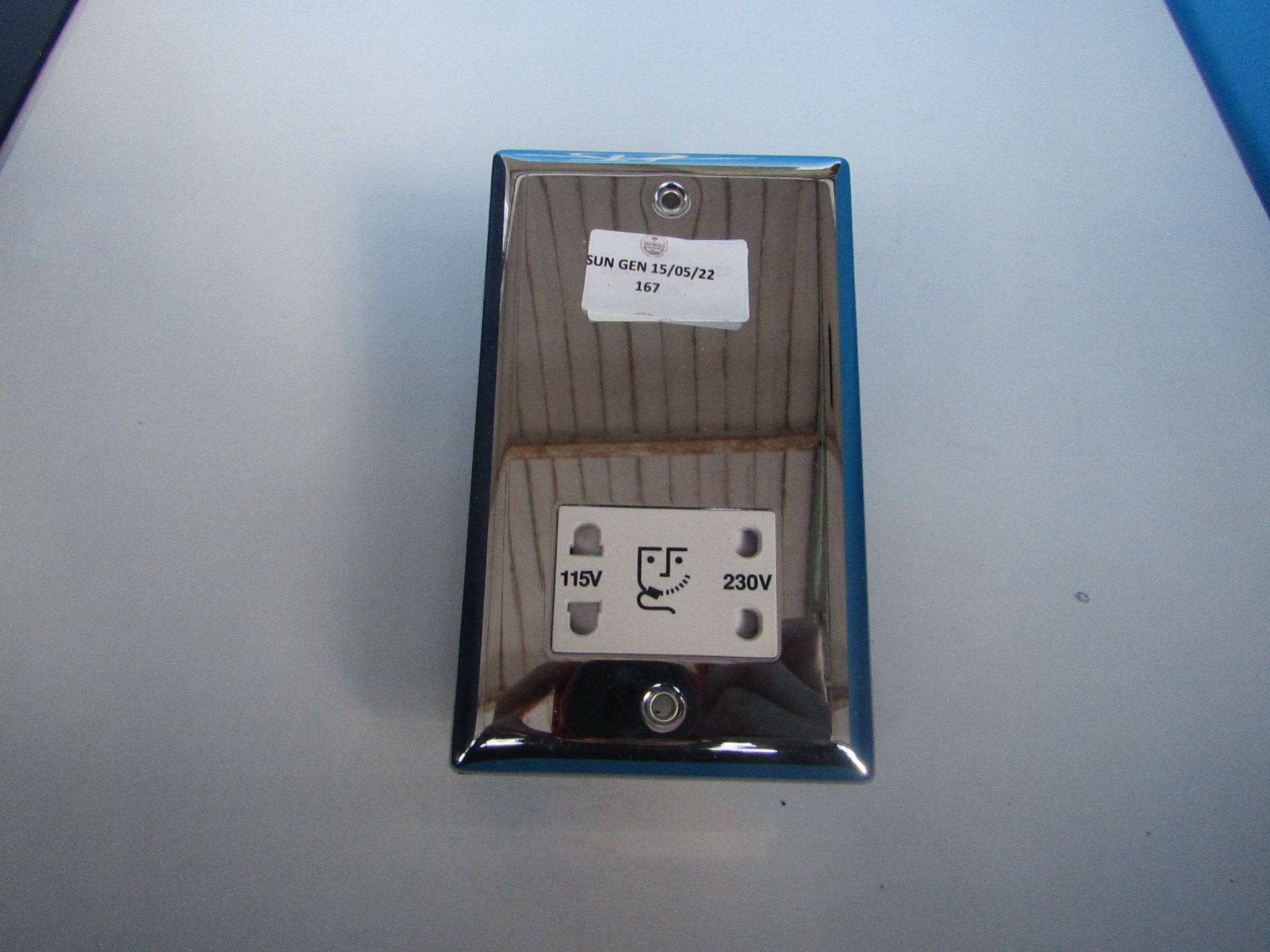 Unbranded - Chrome Shaver Plug Socket ( Angled ) - Boxed.