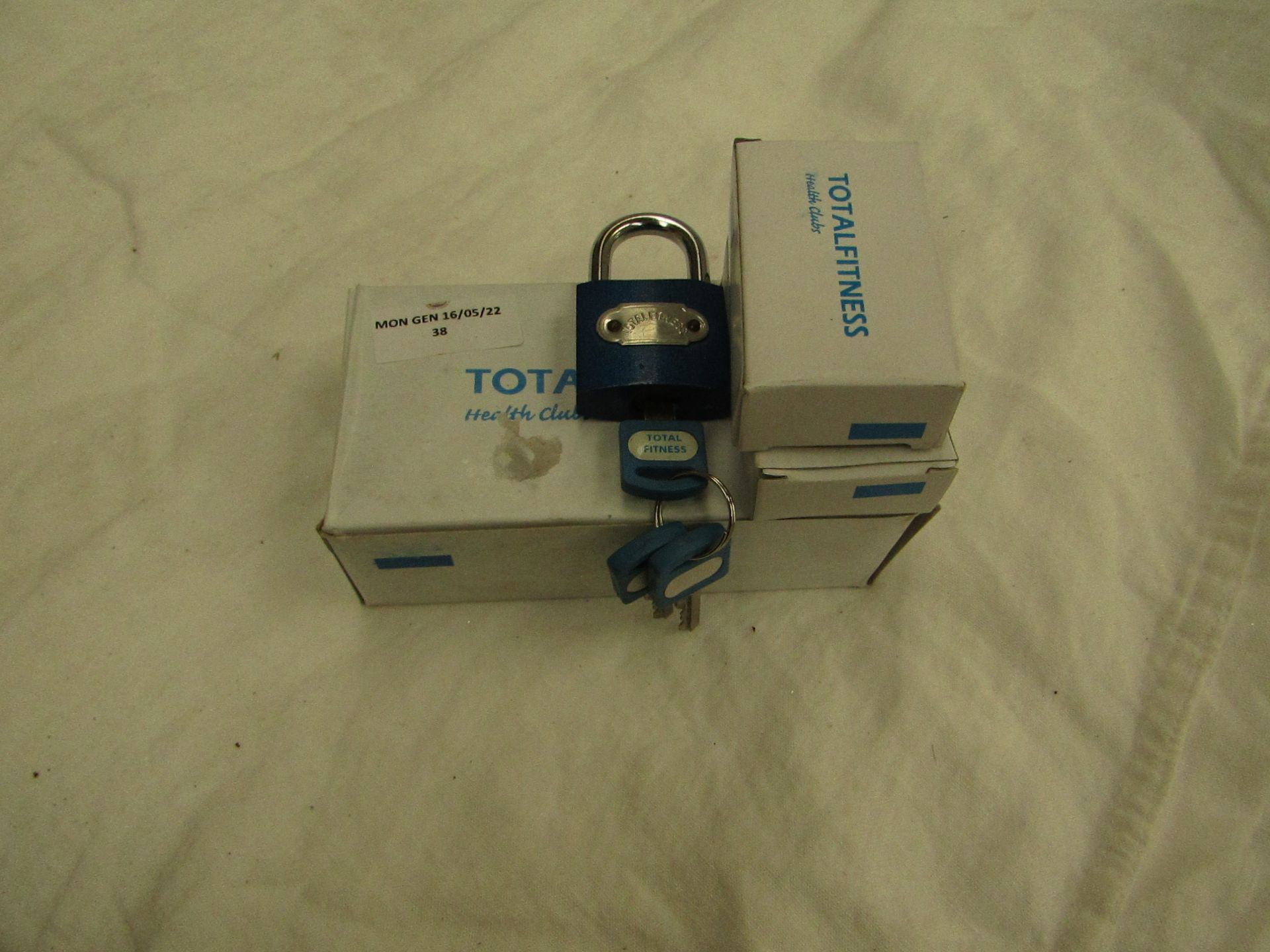 6x Total Fitness - Locker Padlock ( Includes 3 Spare Keys Per Lock ) - Unused & Boxed.