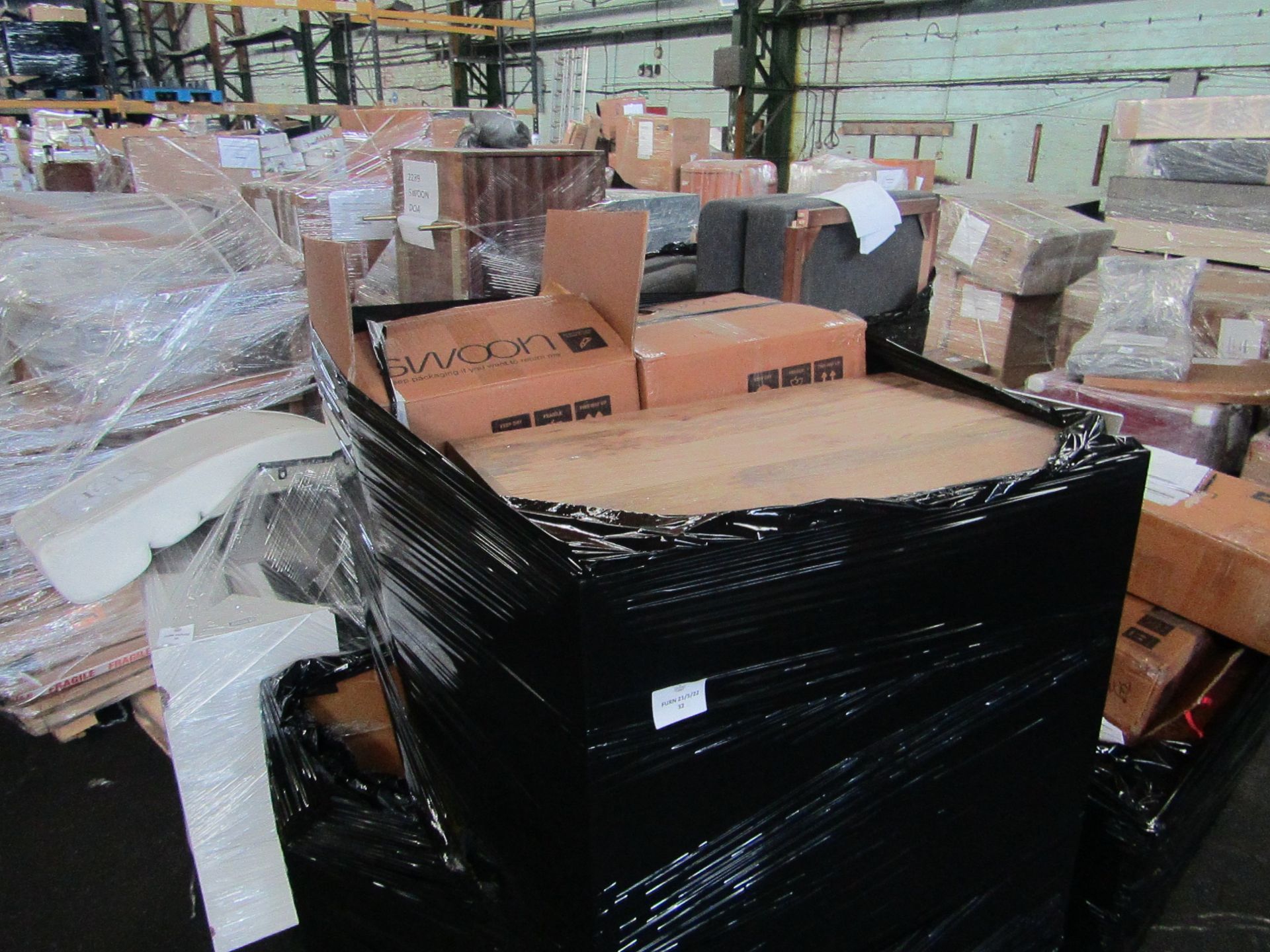 | 1X | PALLET OF FAULTY / MISSING PARTS / DAMAGED CUSTOMER RETURNS FROM SWOON UNMANIFESTED |