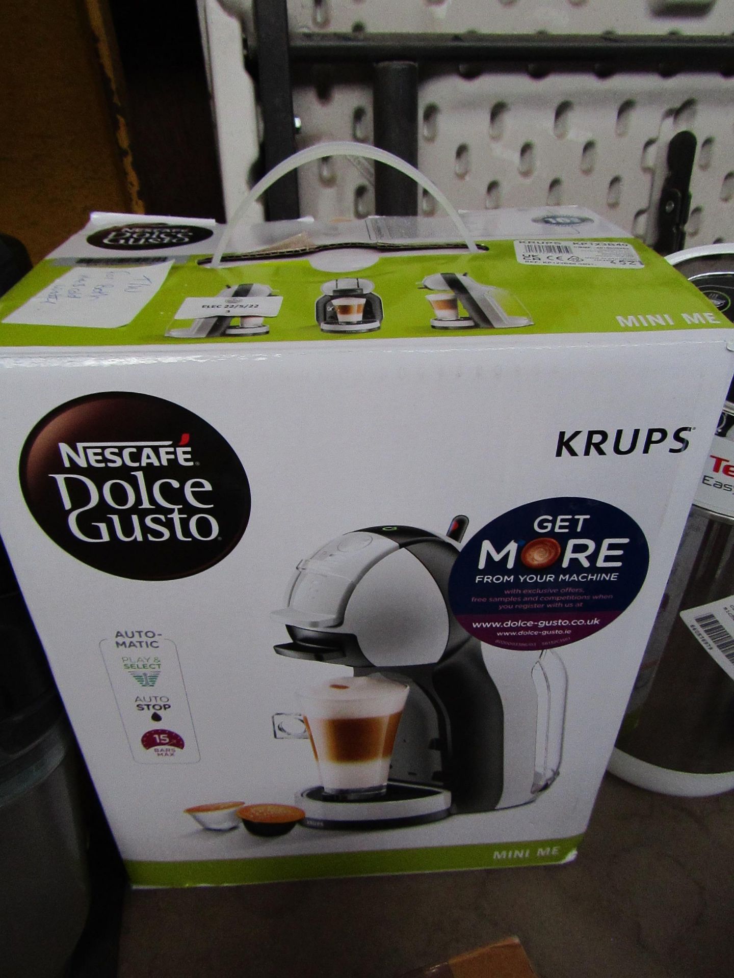 Krups Nescafe Dolce Gusto Coffee pod Machine, Powers on and when we checked it dipensed both hot nad