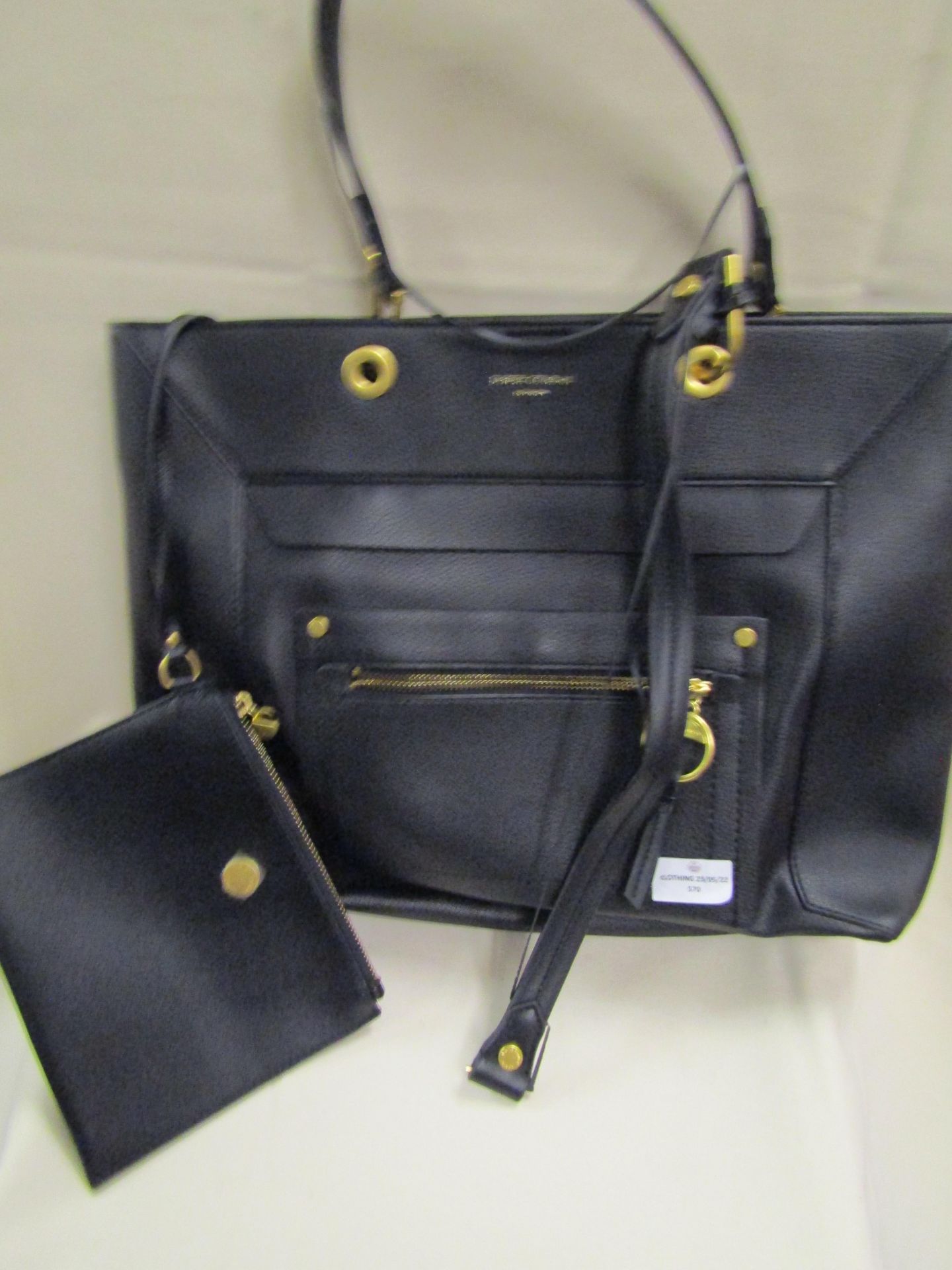 Jasper Conrad Large Bag With Matching Purse Black ( Has been Used ) Needs A Repair To Handle