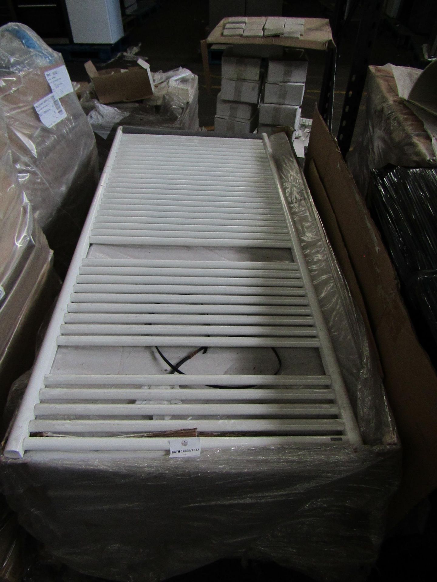 Pallet of 11x Tassino Hugo Series 2 1652x750mm White towel radiators, RRP Circa ?300 each, New and