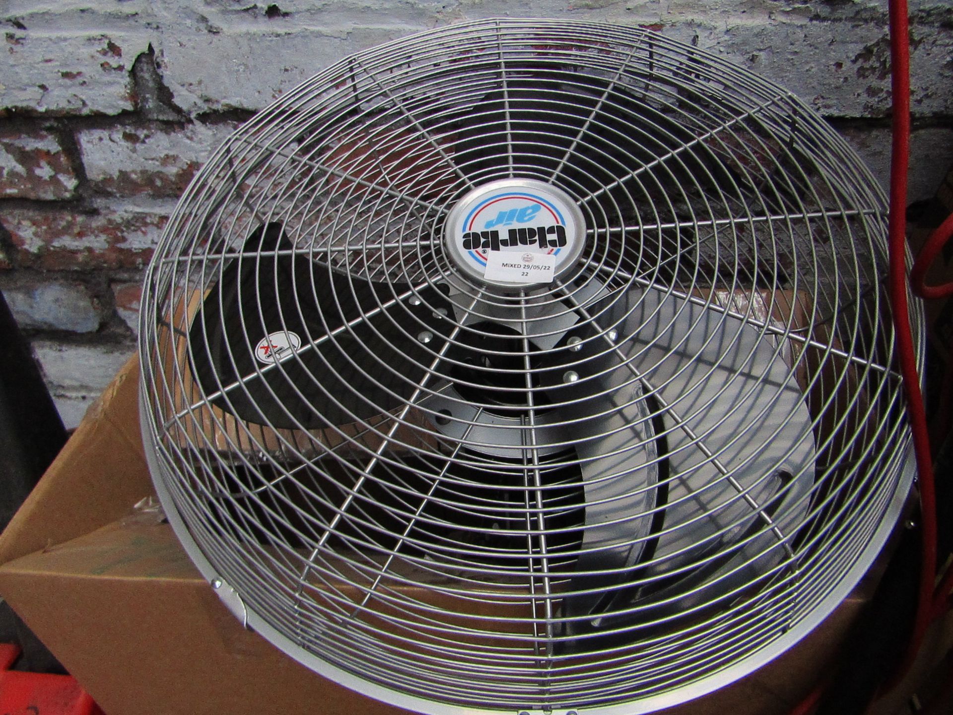 1x CL FAN- CHV18WF 230V 2566 This lot is a Machine Mart product which is raw and completely