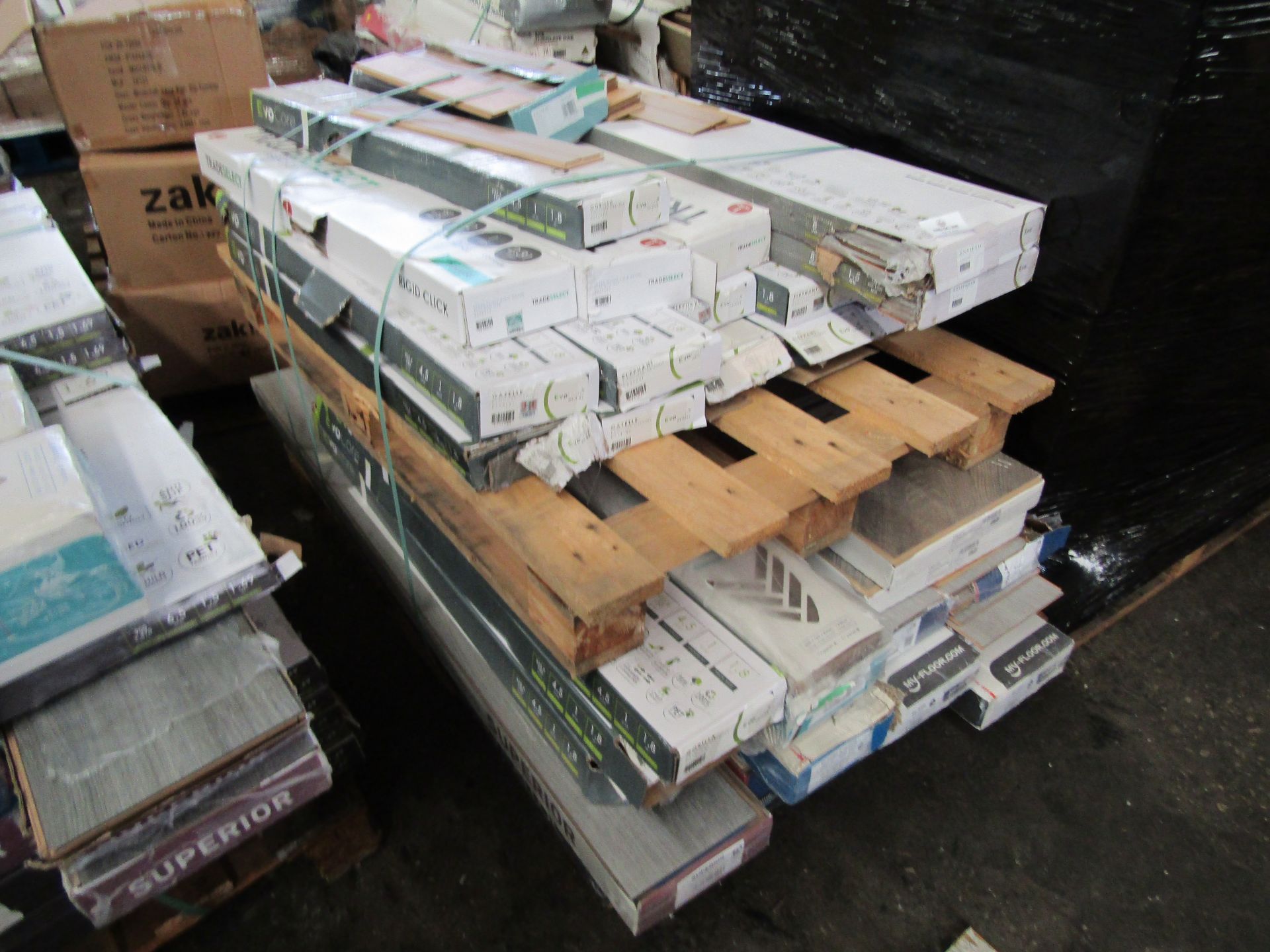 PALLET OF END OF LINE LAMINATE FLOORING.