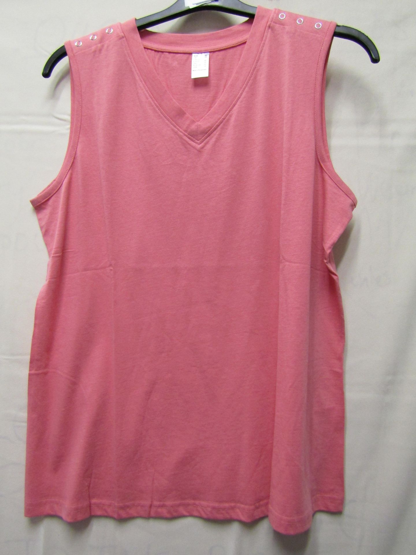 Unbranded Sleeveless T/Shirt Ladies Size 18 Salmon Colour New No Tags