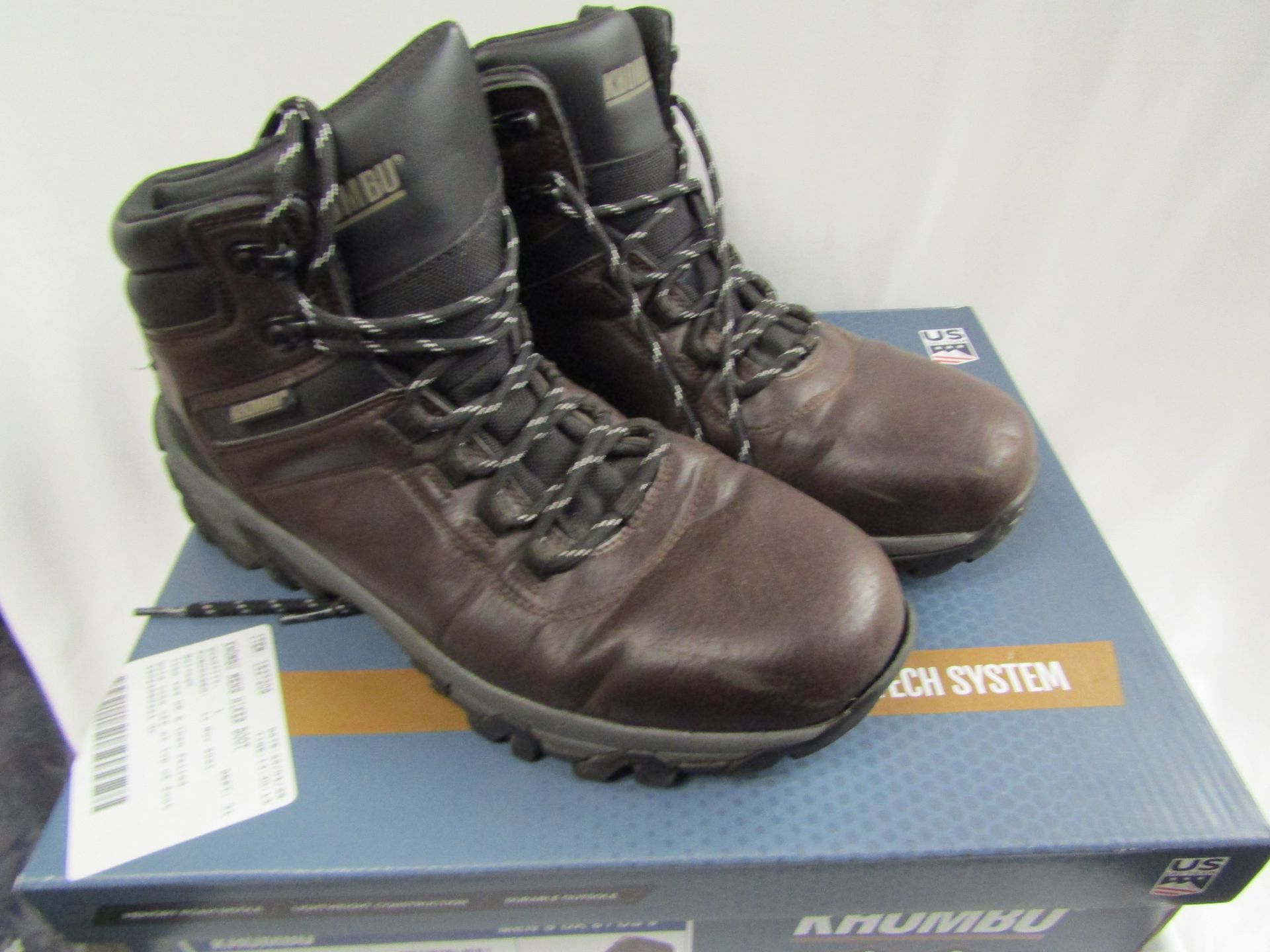 Khombu Leather Boot Brown Size 8 (Have Been Worn Need A Repair on Front of Right Boot )