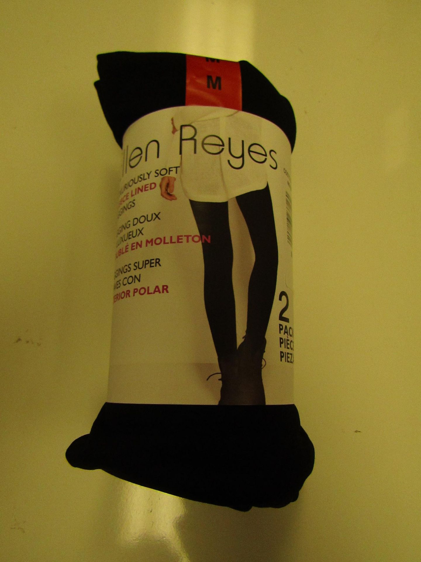 1 X PK of 2 Ellen Reyes Leggings Black Size M New & Packaged ( Some May Come With a Grey Pair Picked