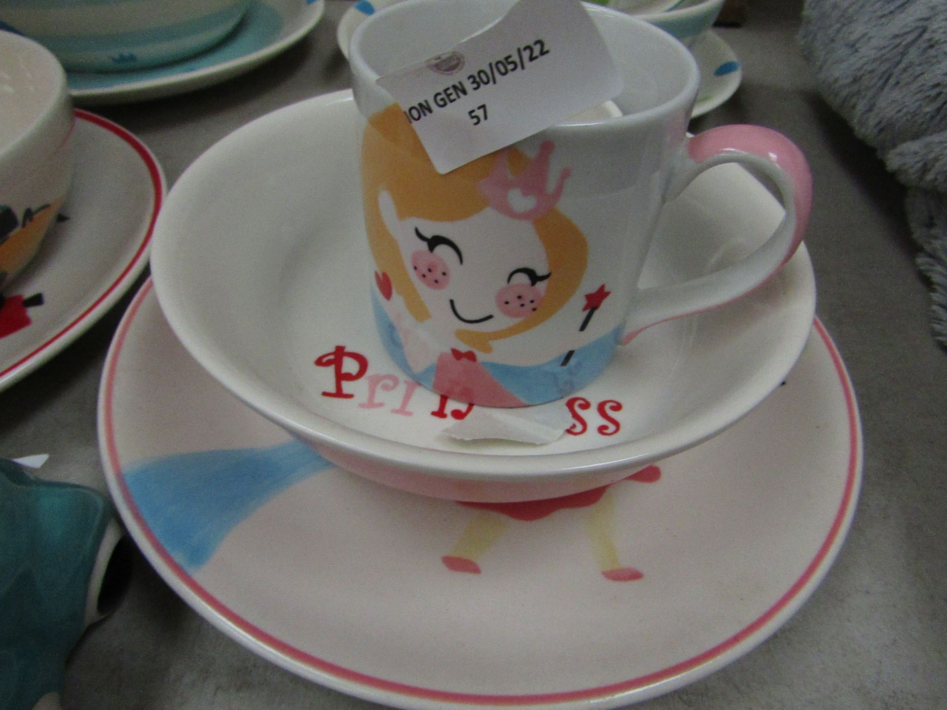 Princess - 4-Piece Dinnerware Set - New.