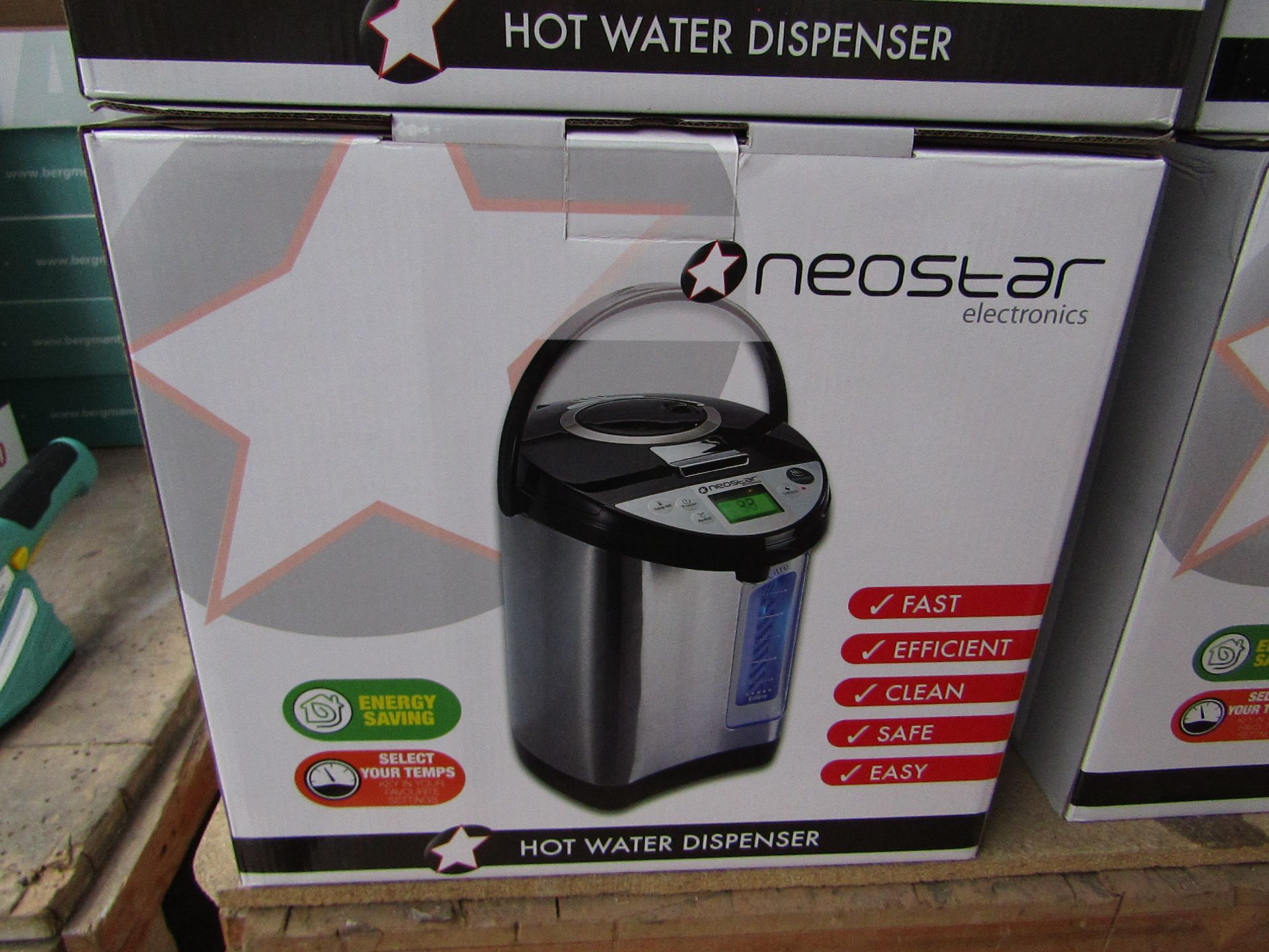 Neostar - Fast & Efficient Hot Water Diispenser - 3.5 Litre Capacity - Good Condition & Boxed.