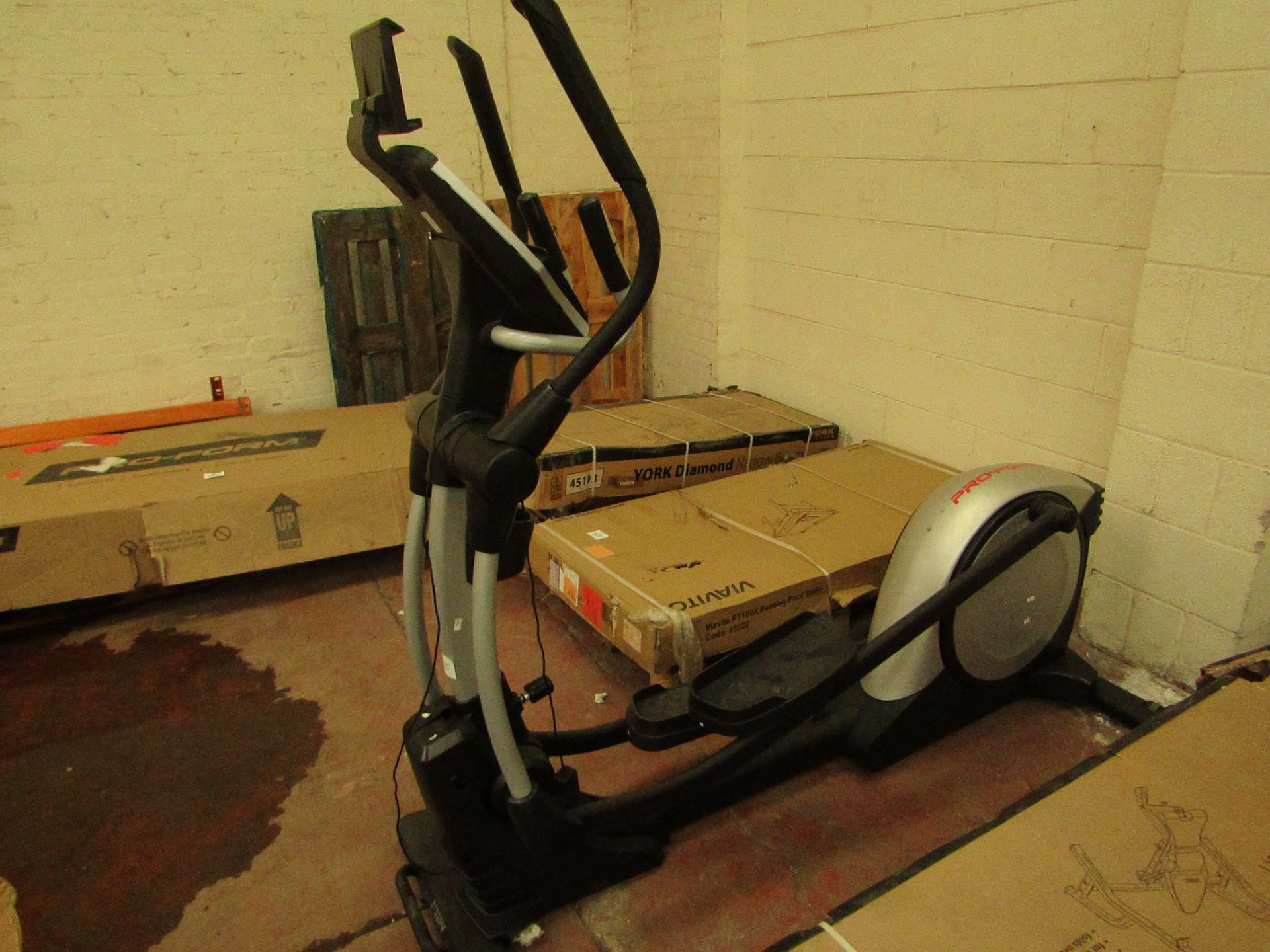 Pro-Form Smart strider 495 CSE foldable cross trainer, unchecked. RRP Circa ?599