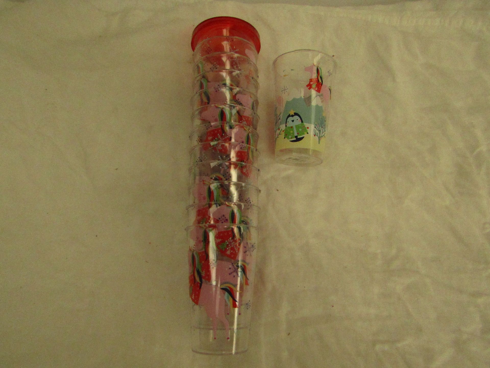 13x Unircorn - Plastic Cups - No Lids Present.