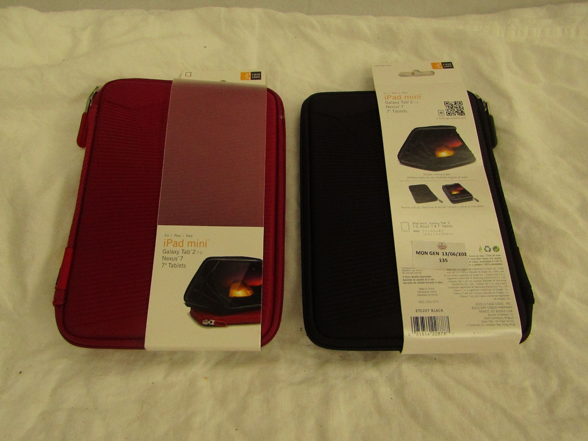 1x CasaLogic - 7" Tablet Case (Black) - No Packaging. 1x CasaLogic - 7" Tablet Case ( Burgundy ) -