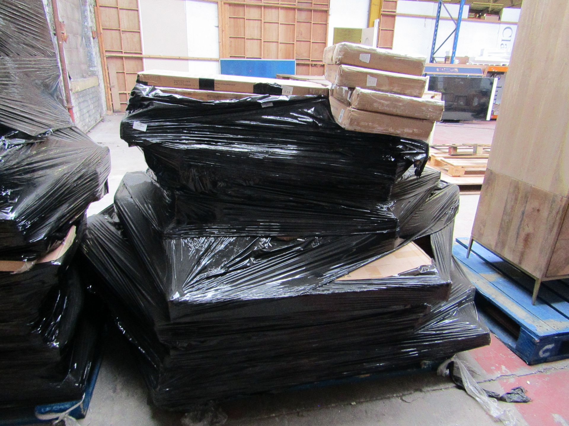 | 1x | Pallet containing approx 30 Items of Flatpack Furniture from Urban Living - All Unchecked,