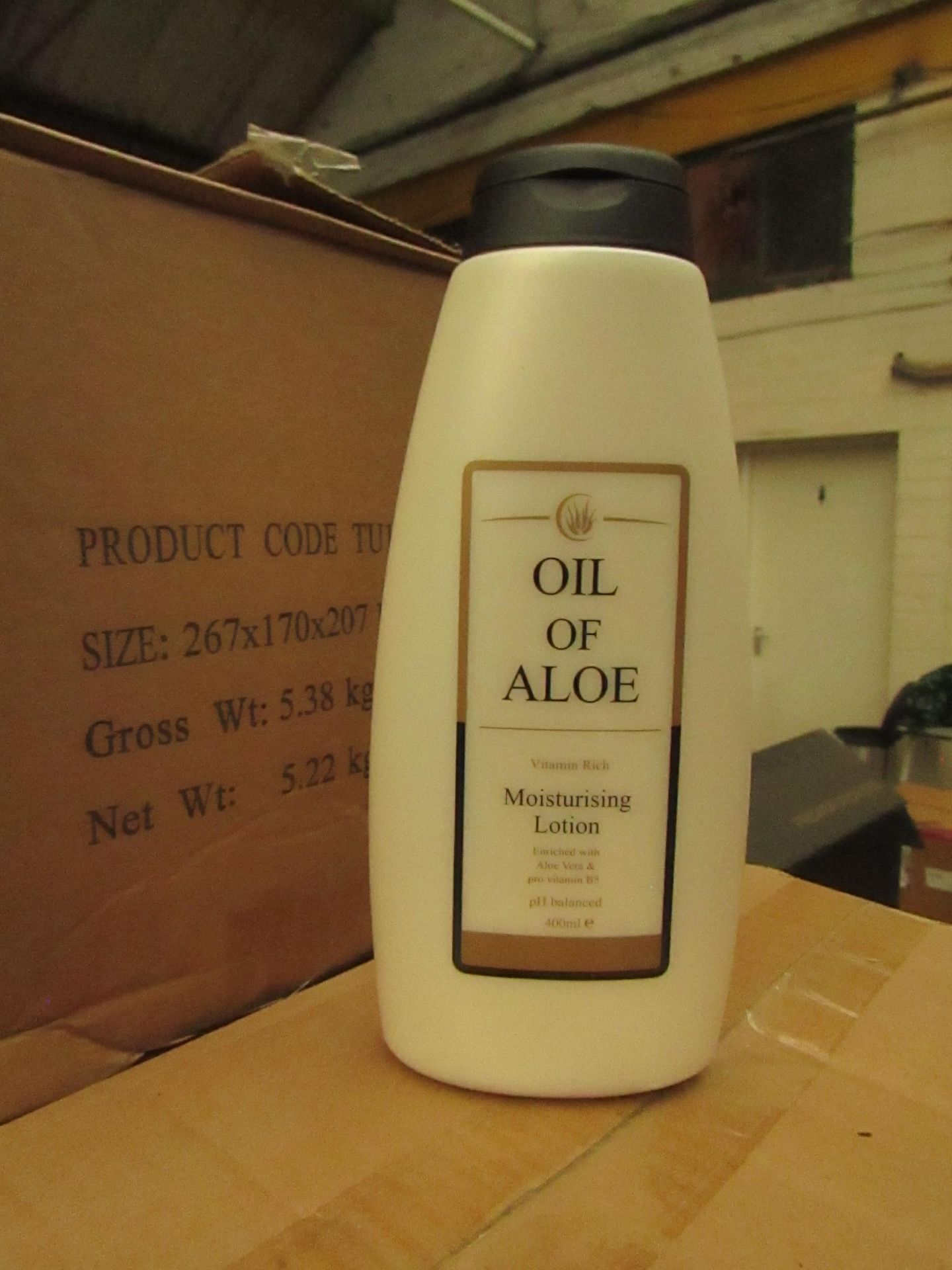1 X Box 0f 12 Oil of Aloe Moisturising lotion 400MLS new & Boxed