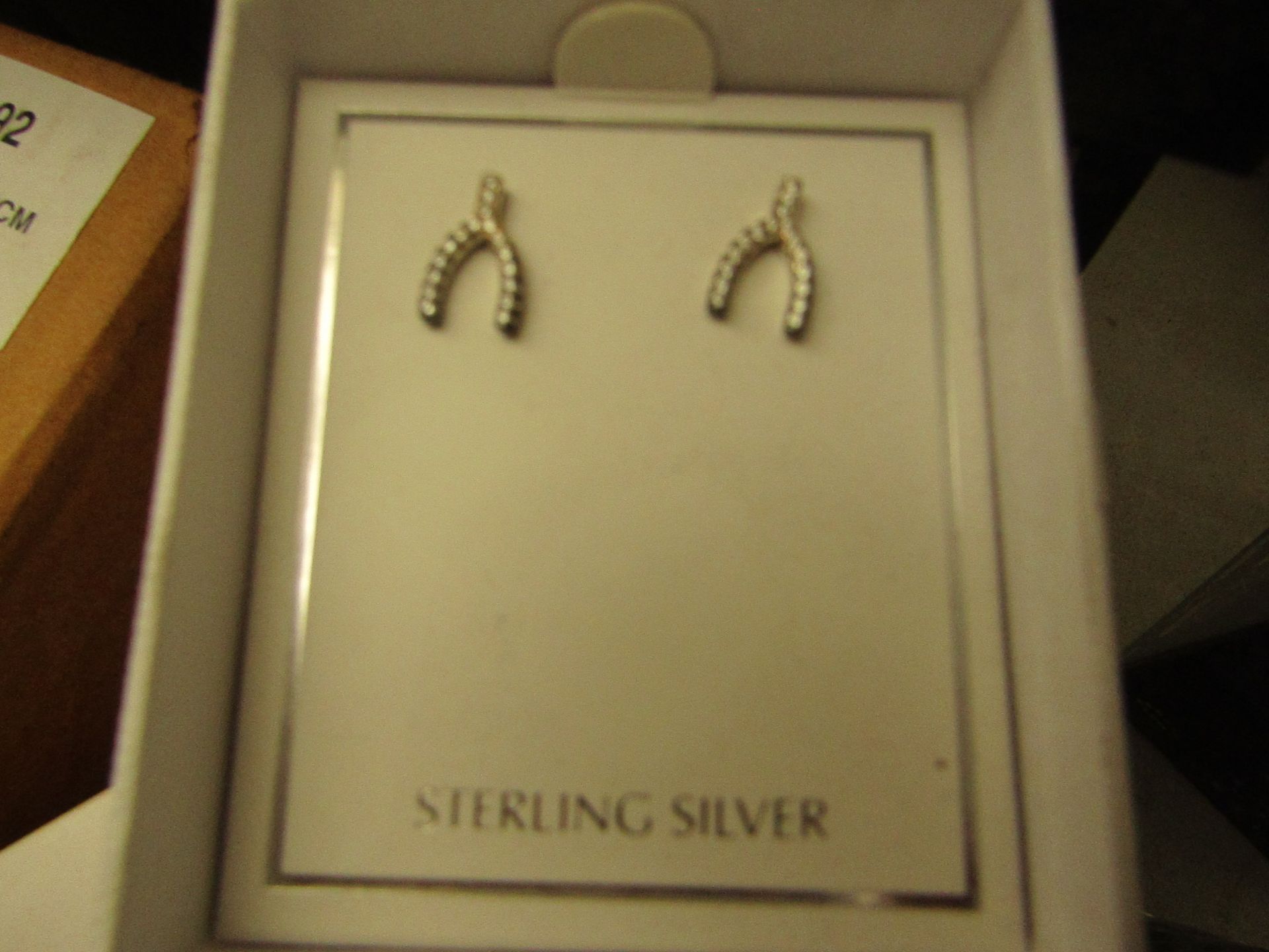 5x Sets of Avon Sterling silver Horse shoe earrings, new and boxed