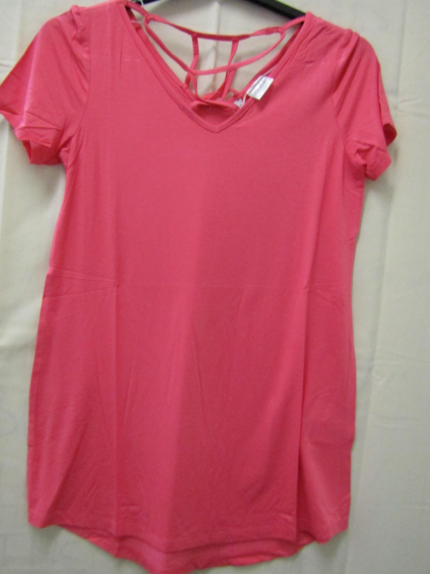 BodyFlirt Top Pink Size S New No Tags