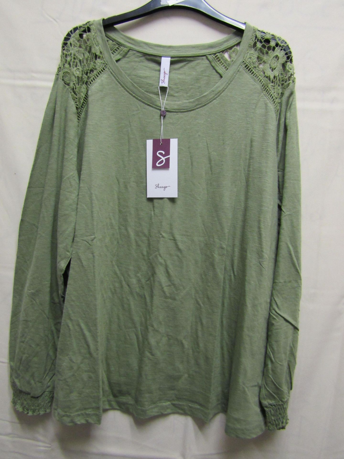 Sheego Top Green Size 22/24 New With Tags