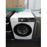 Hisense steam mix 9Kg washing machine, powers on and spins.