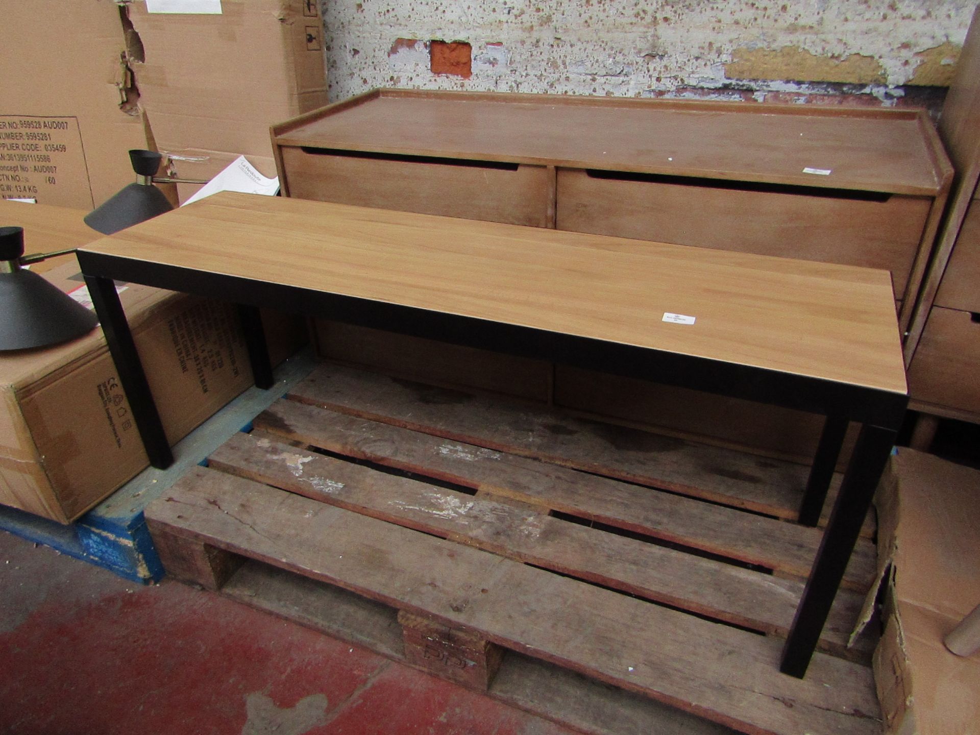 | 1x | La Redoute Hallway Bench | Unfinshed Product so legs are loose, just needs 4 holes drilling