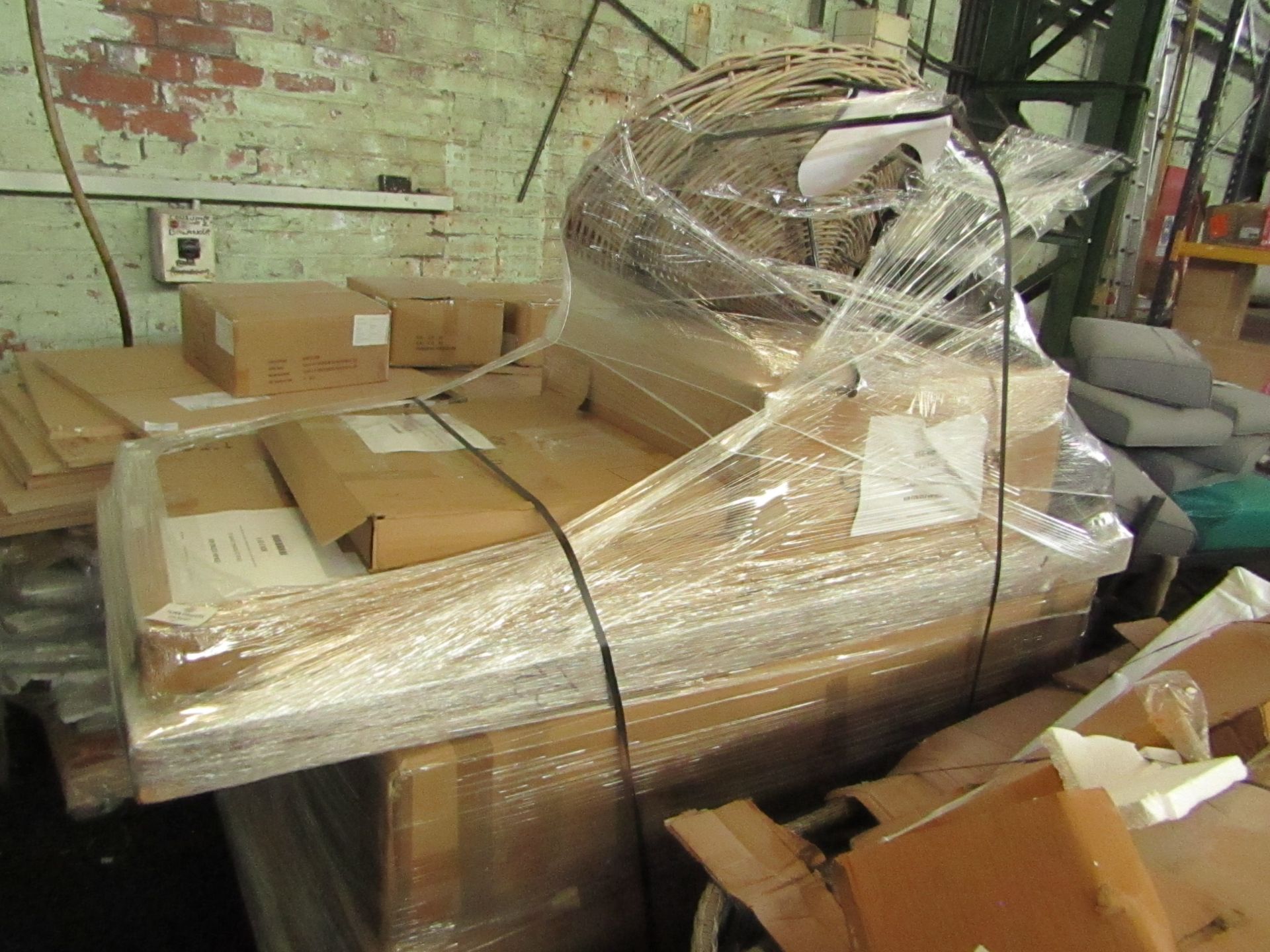 | 1X | PALLET OF FAULTY / MISSING PARTS / DAMAGED CUSTOMER RETURNS FROM COX & COX UNMANIFESTED |