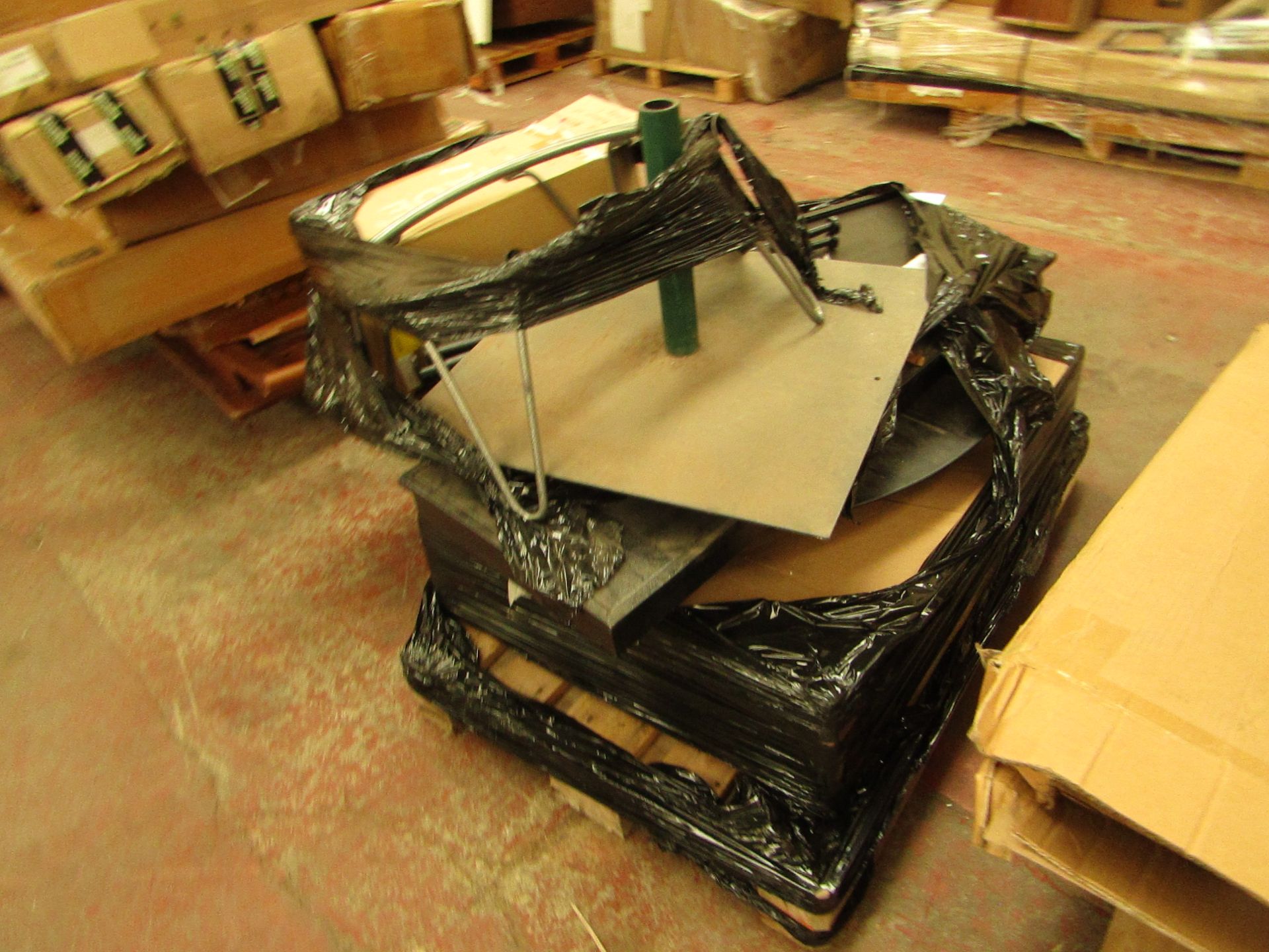 | 1X | PALLET OF FAULTY / MISSING PARTS / DAMAGED CUSTOMER RETURNS FURNITURE UNMANIFESTED | PALLET