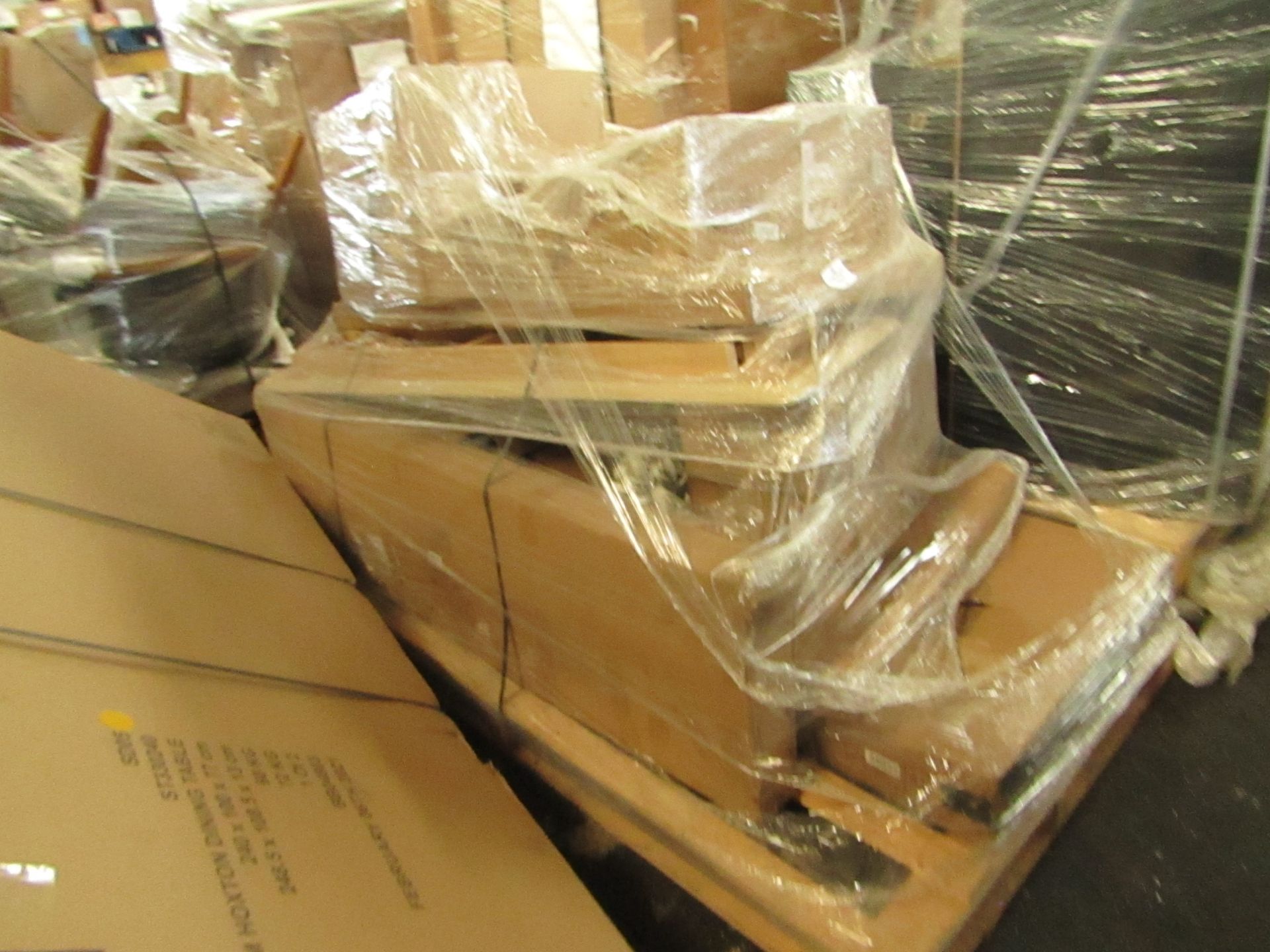 | 1X | PALLET OF FAULTY / MISSING PARTS / DAMAGED CUSTOMER RETURNS FROM MOOT UNMANIFESTED | PALLET