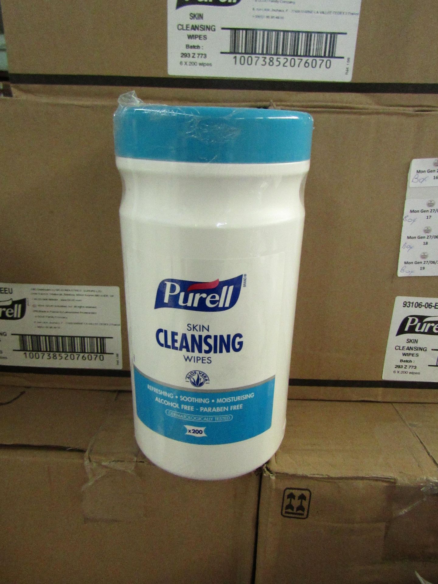 6x Purell - Skin Cleansing Wipes ( 200 Wipes ) - New & Packaged.