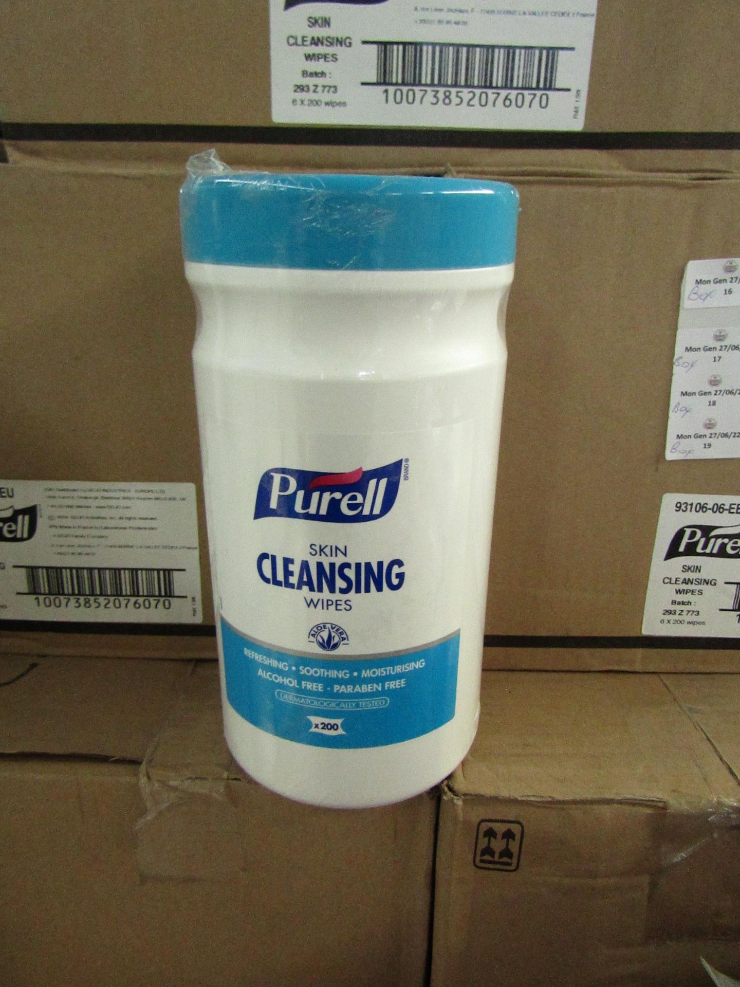 6x Purell - Skin Cleansing Wipes ( 200 Wipes ) - New & Packaged.