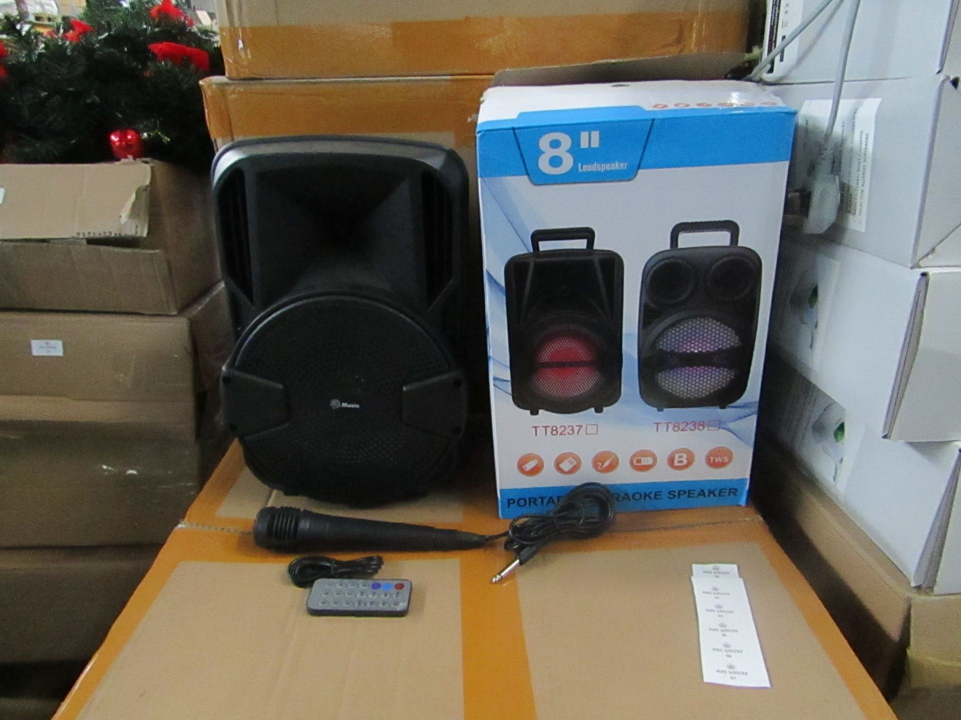 8" wireless colour changing Bluetooth Load speaker with USB, Radio Aux connections and Microphone