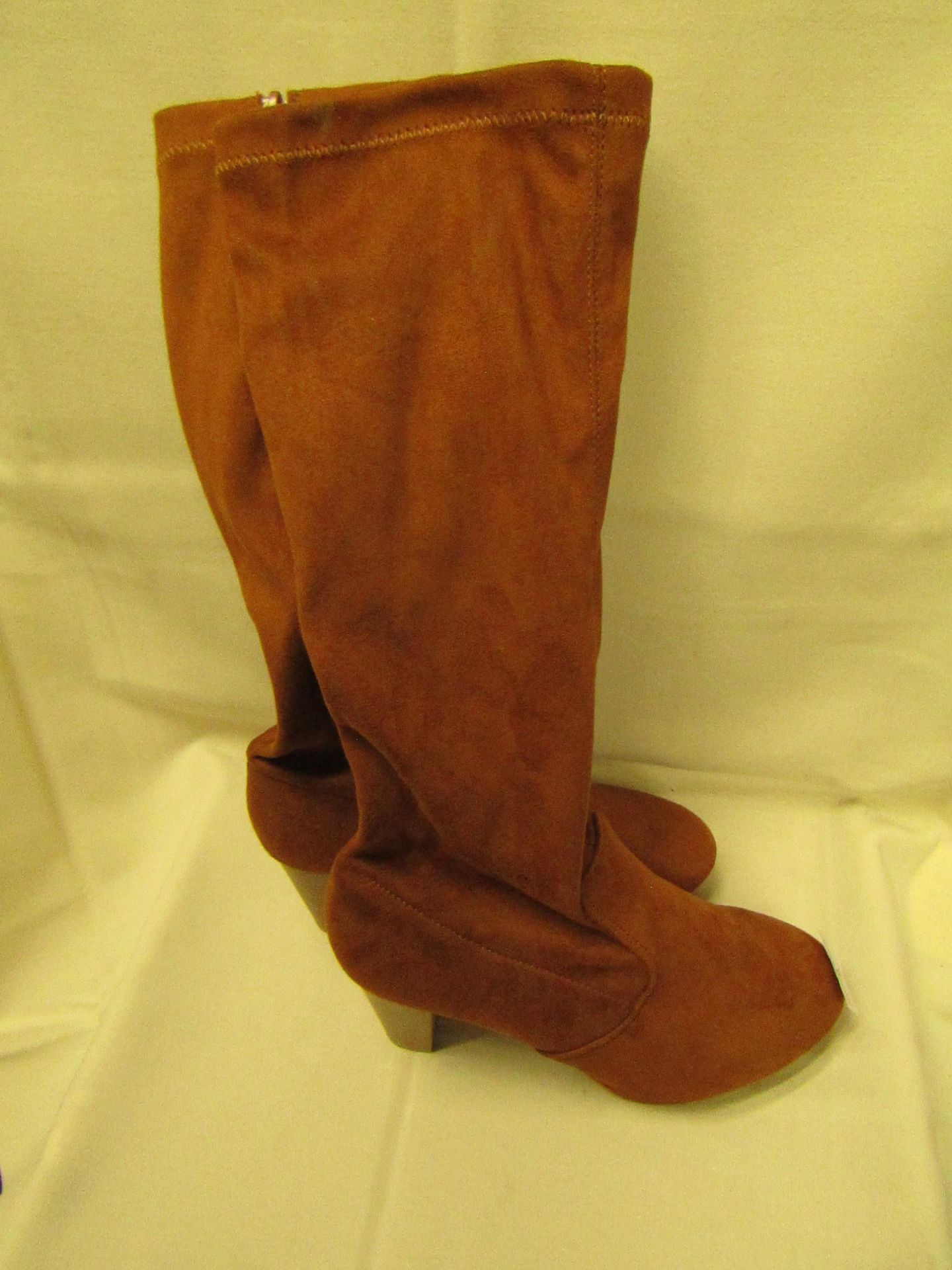 BodyFlirt Tan Stretch Boots Size 5 New & Packaged