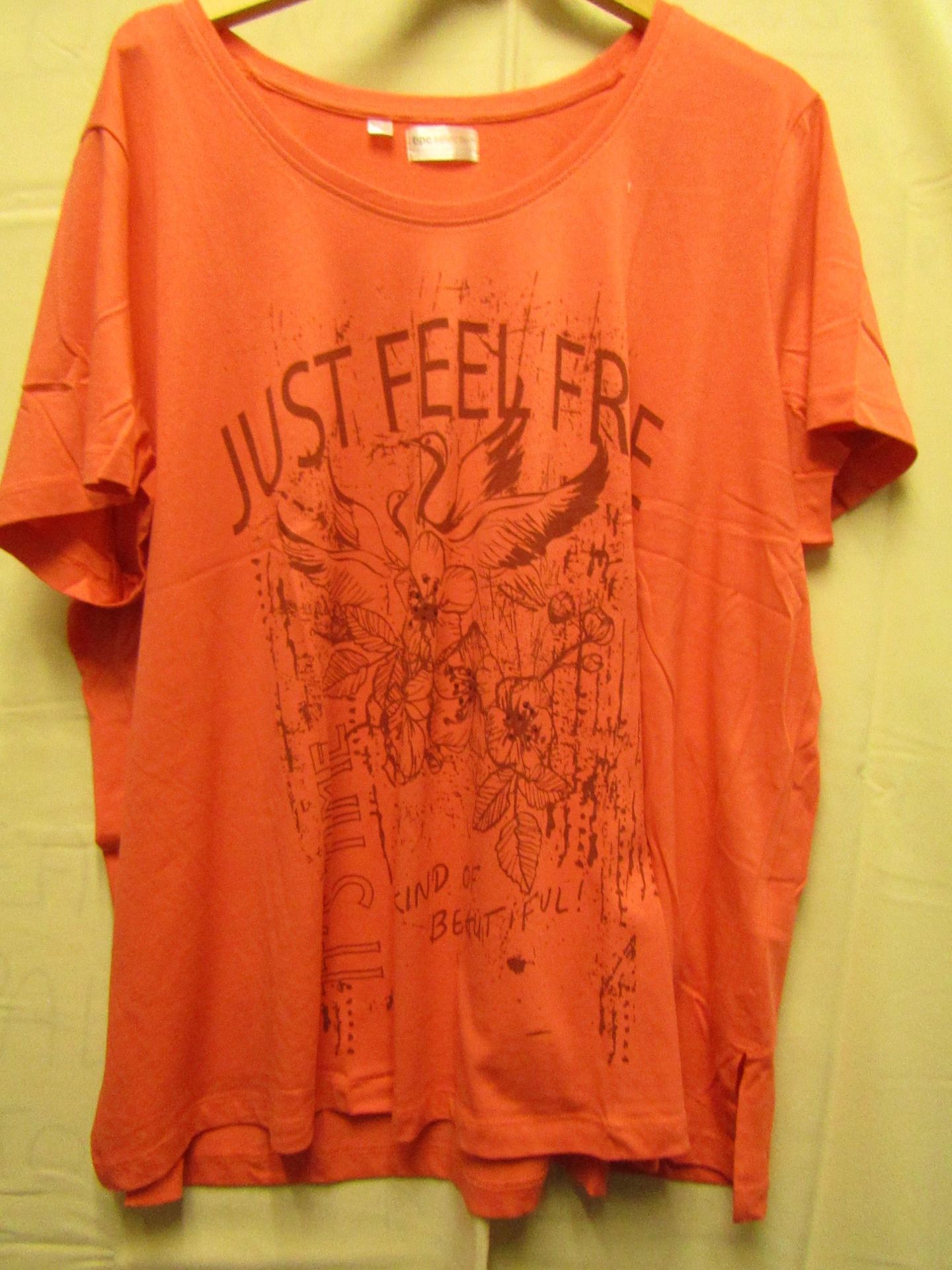 BPC Selection T/Shirt Peach Colour Size 2 X/L new No Tags