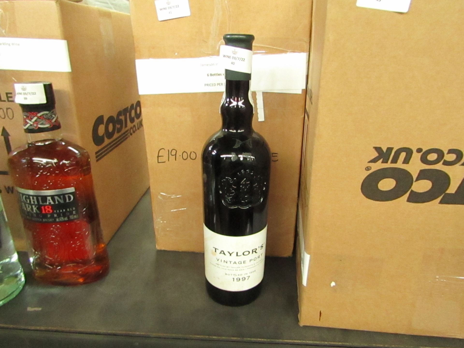 1x 75cl Bottle of Taylors Vintage Port - 20.5% - RRP £65