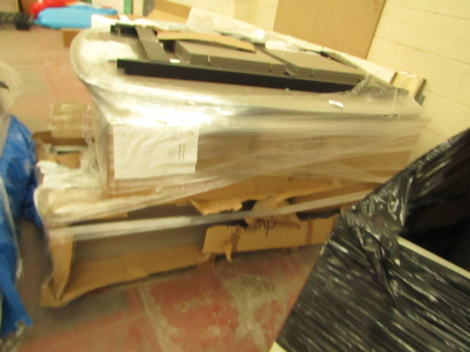 | 1X | PALLET OF FAULTY / MISSING PARTS / DAMAGED CUSTOMER RETURNS FROM DWELL UNMANIFESTED |