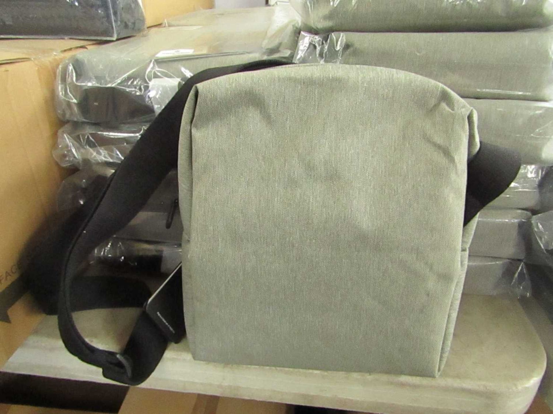VAT 8x COTEetCIAL - Grey Melange Tablet Kit Bag For Ipad - New & Packaged.