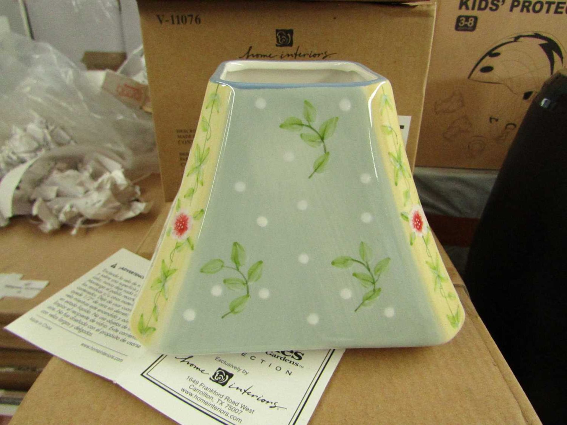 VAT 10x Home Interiors - Country-Inn Floral Style Candle Shade - New & Boxed.