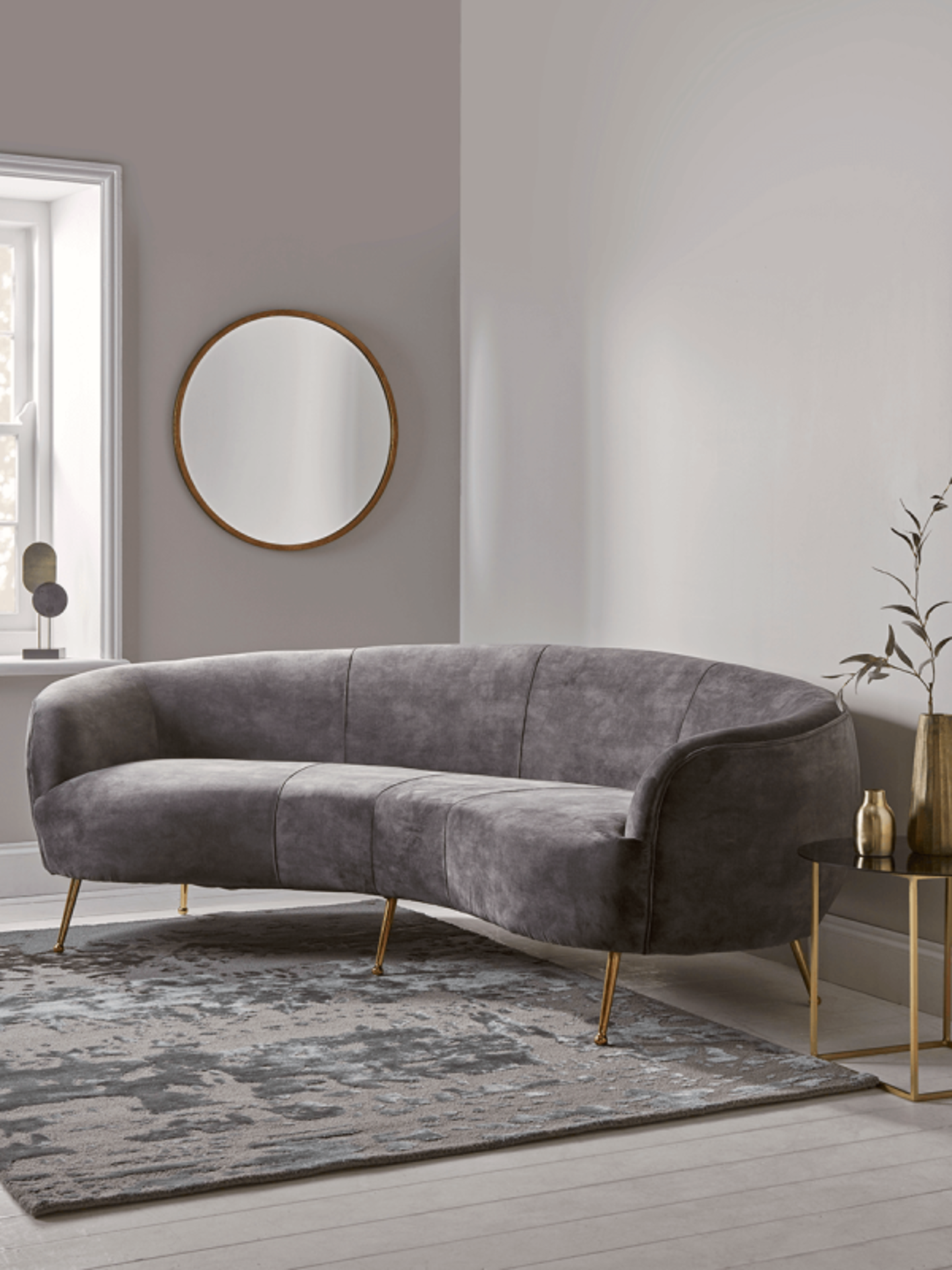VAT Cox & Cox Deep Grey Velvet Curved Sofa RRP ô?2495.00 - This product has been graded in BC