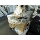VAT 17 ITEM MIXED LOT!! Returns from a high street retailer - total RRP £780 - This lot contains