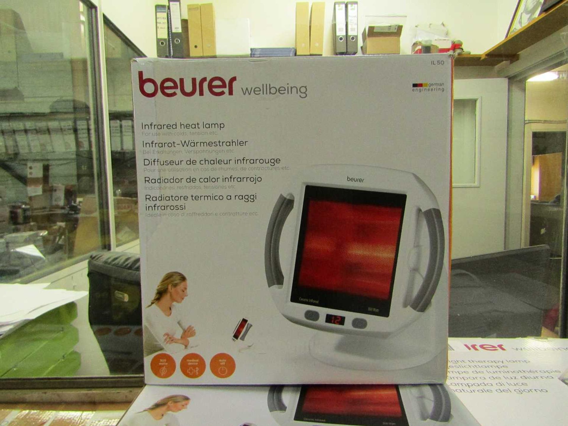 2x Beurer Wellbeing Infrared Heat Lamp IL50 - This item is graded B - RRP £85