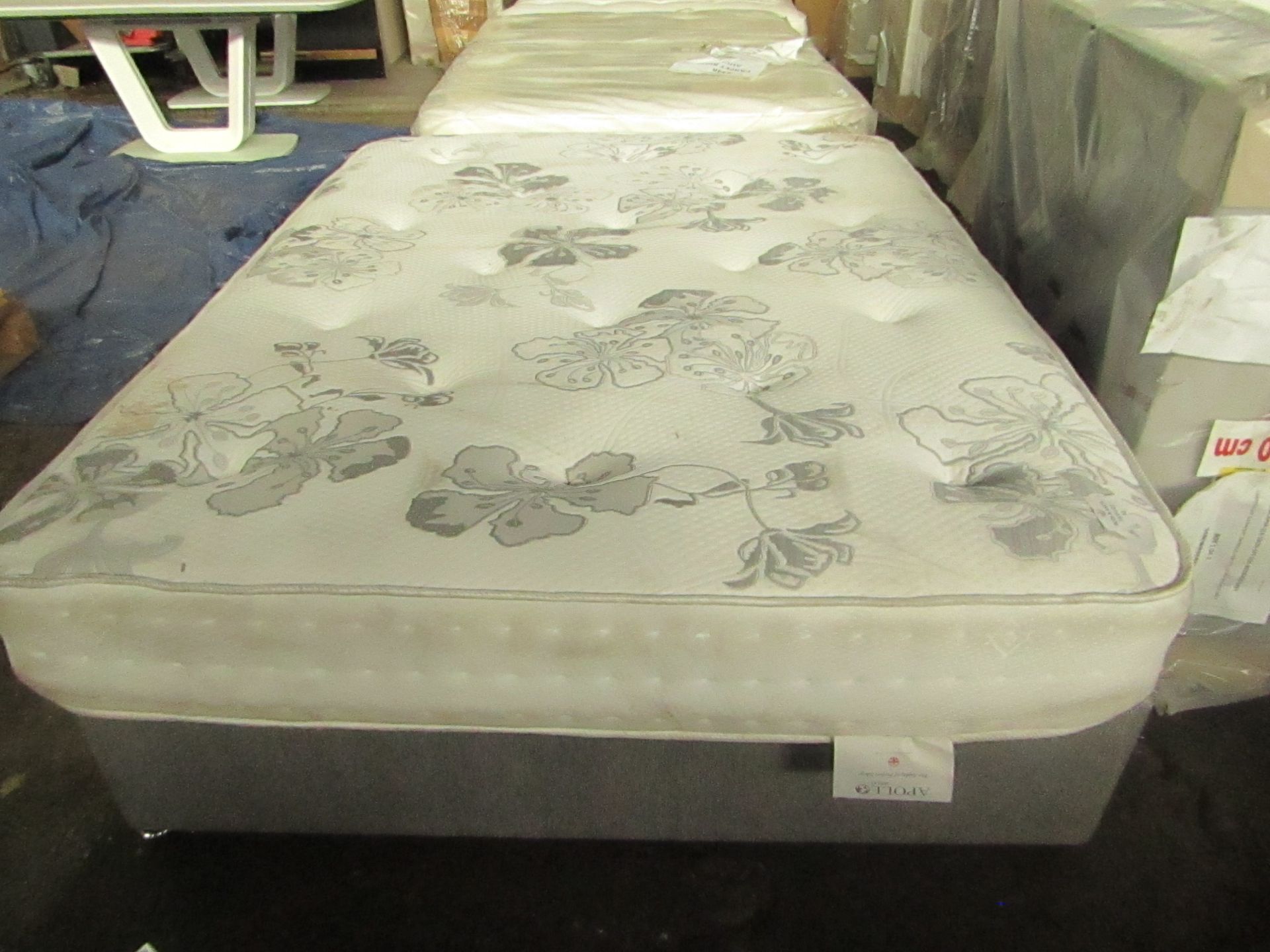 Grey 2 King Size drawer Divan Base with Mattress, please note this is Exdisplay which has been store