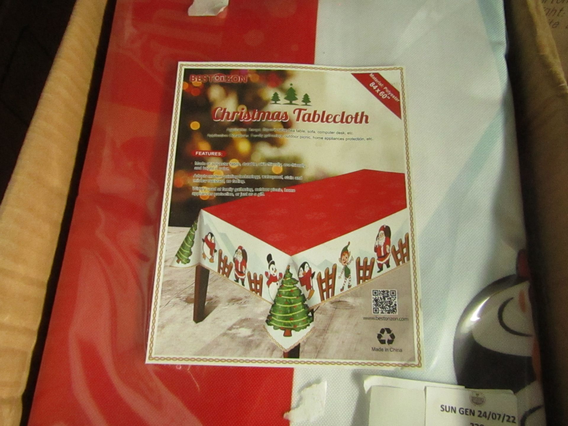 4x BestOnZon - Christmas Table Cloth ( 84x60" ) - New & Packaged.