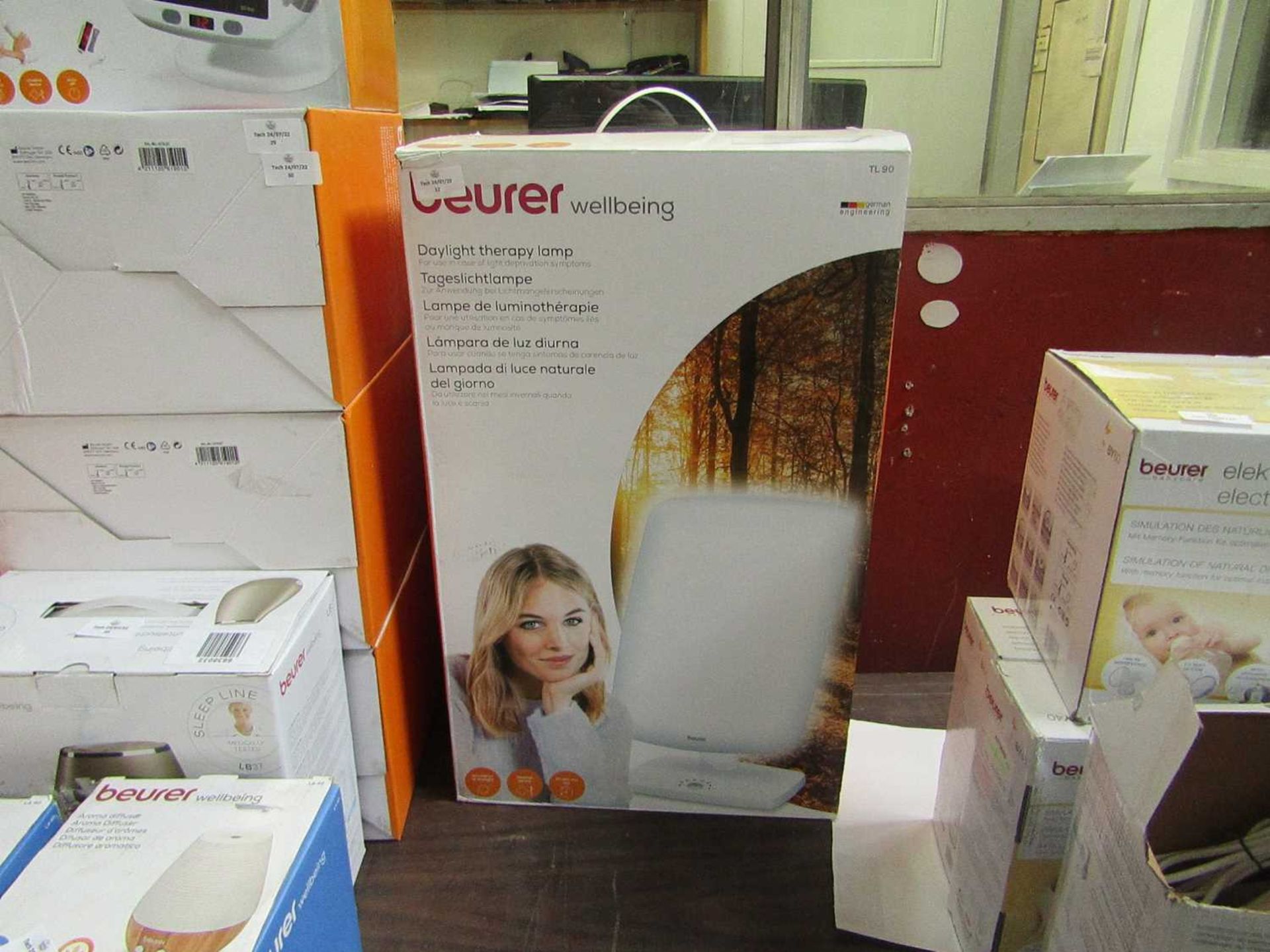 VAT 1x Beurer Wellbeing Daylight Therapy Lamp - This item is graded B - RRP œ130 at Argos