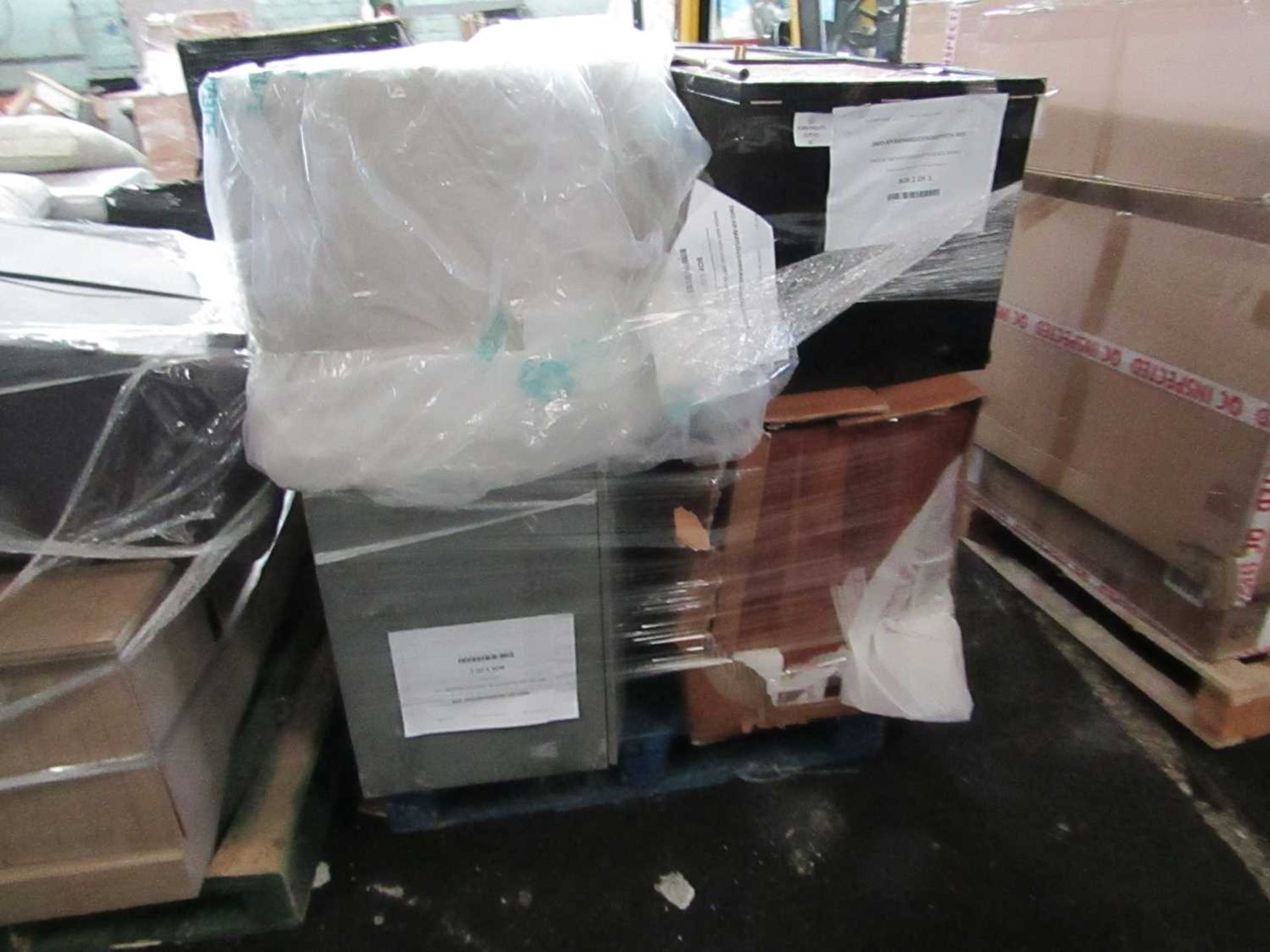 VAT 4 ITEM MIXED LOT!! Swoon returns - Total RRP approx £2876 - This lot of branded customer returns