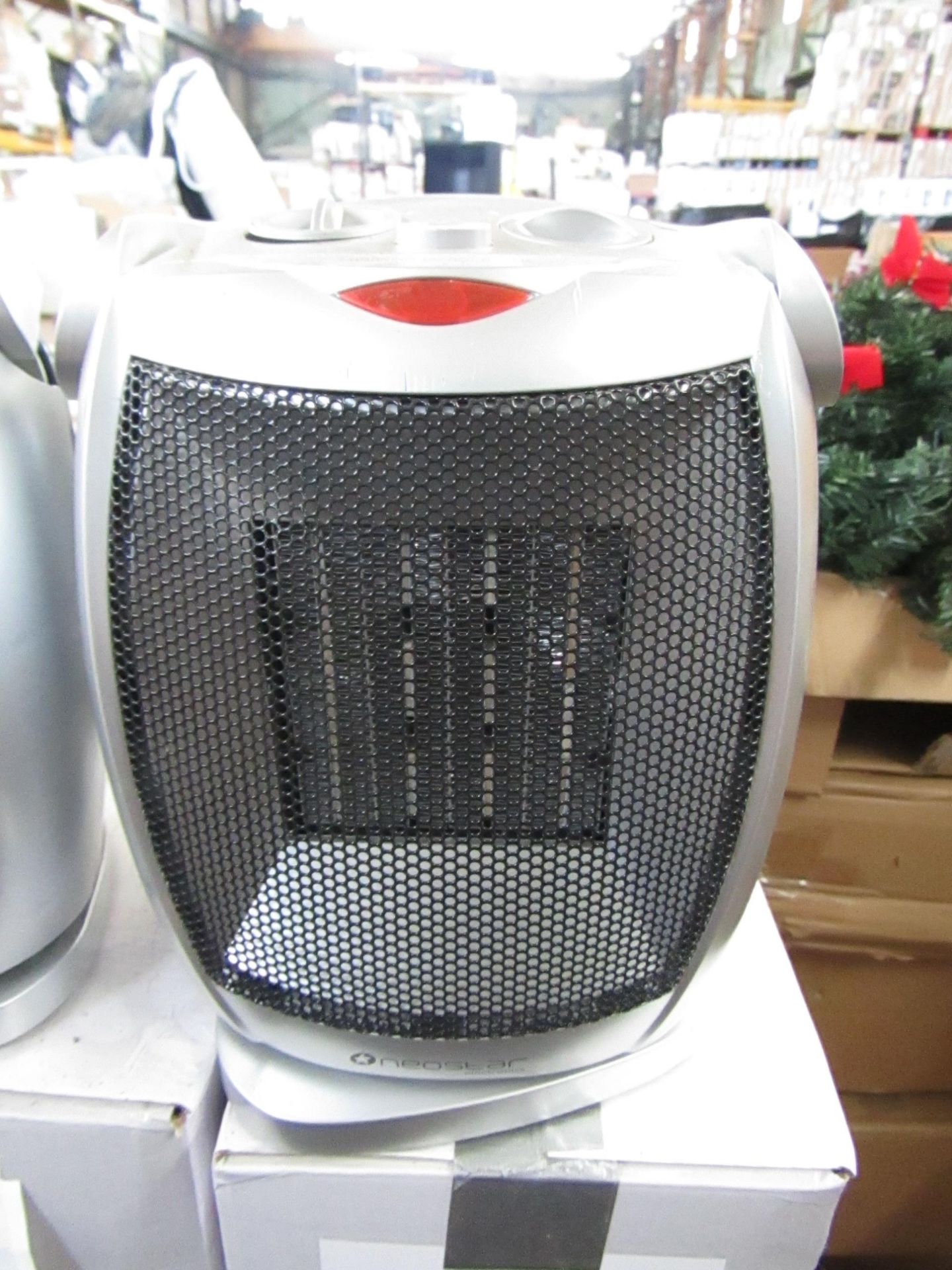 1 x Scotts of Stow Neostar Oscillating PTC Heater RRP ¶œ49.95 SKU SCO-DIR-3120629 TOTAL RRP ¶œ49.