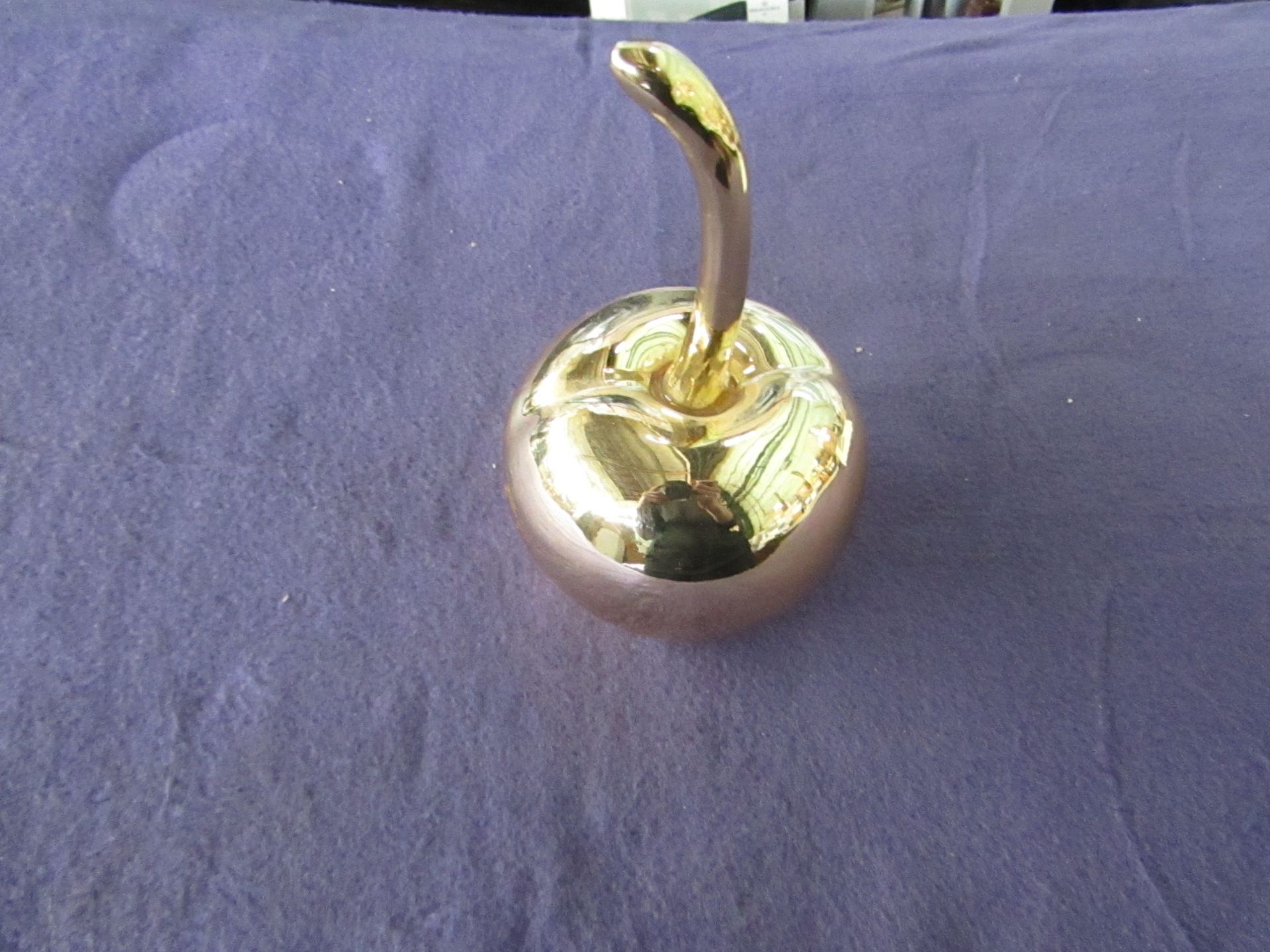 Rowen Group Tacoma Large Decorative Gold Cherry Ornament RRP ¶œ14.00